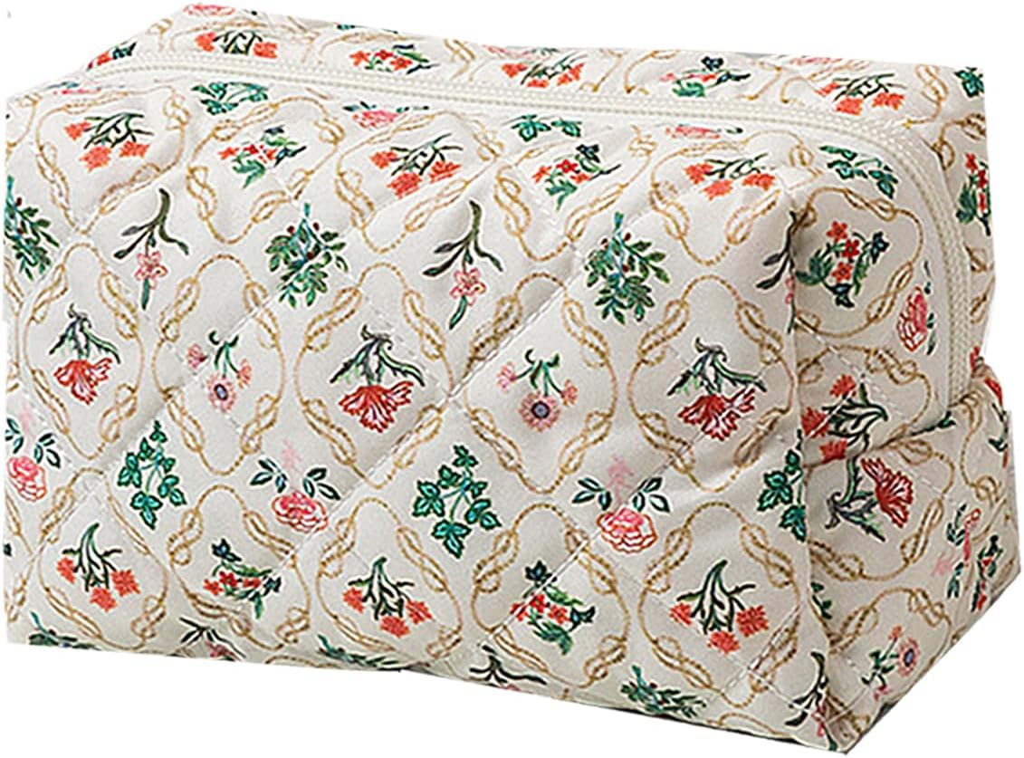 Makeup Bag Quilted Cosmetic Bag Floral Large Pouch,Coquette Toiletry Bag Travel,Large Capacity Aesthetic Makeup Bags Zipper