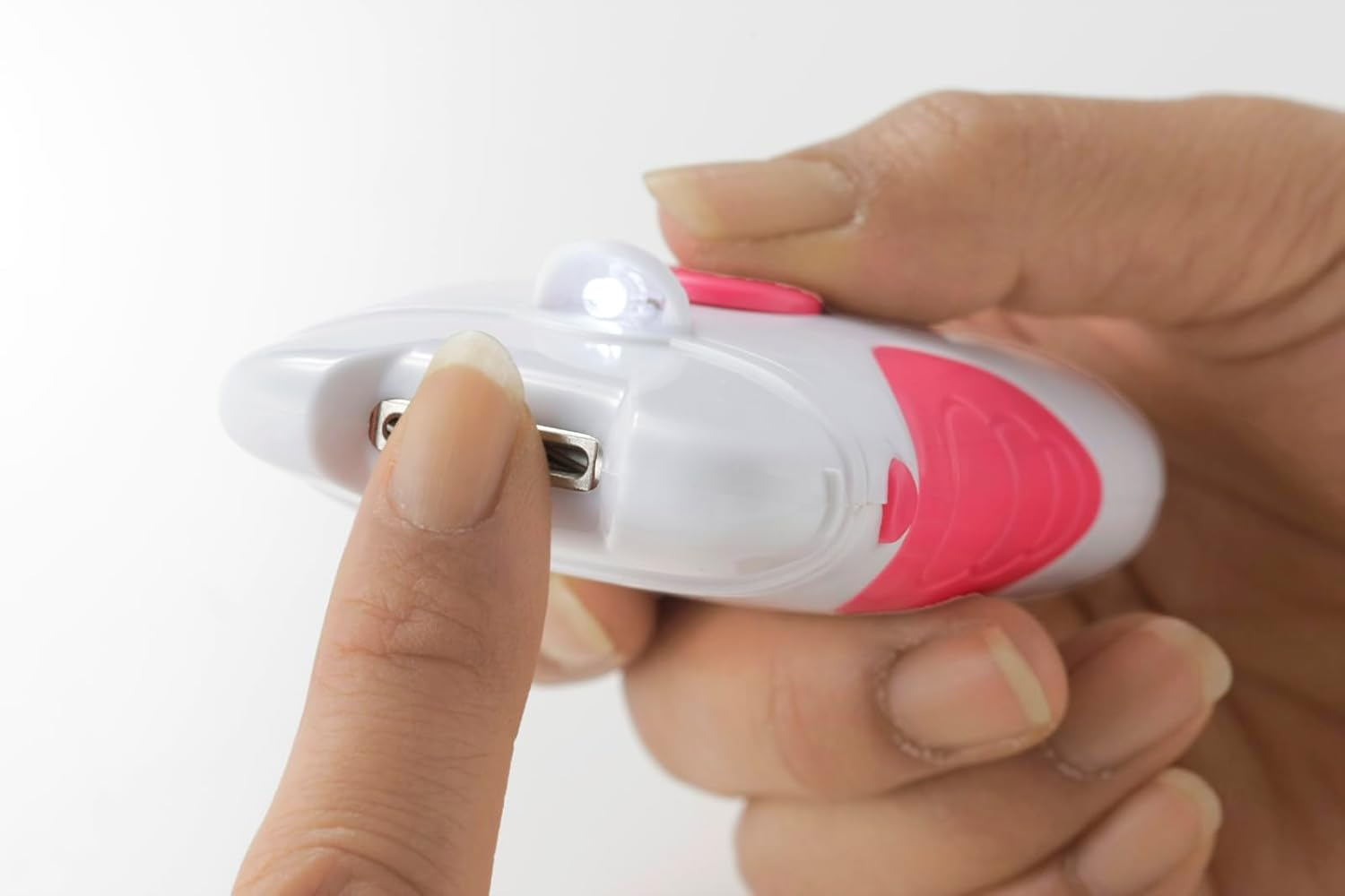 FUJIPACKS Electric Nail Clipper with LED Light - Modern Pink/White Nail Clipper image number 2