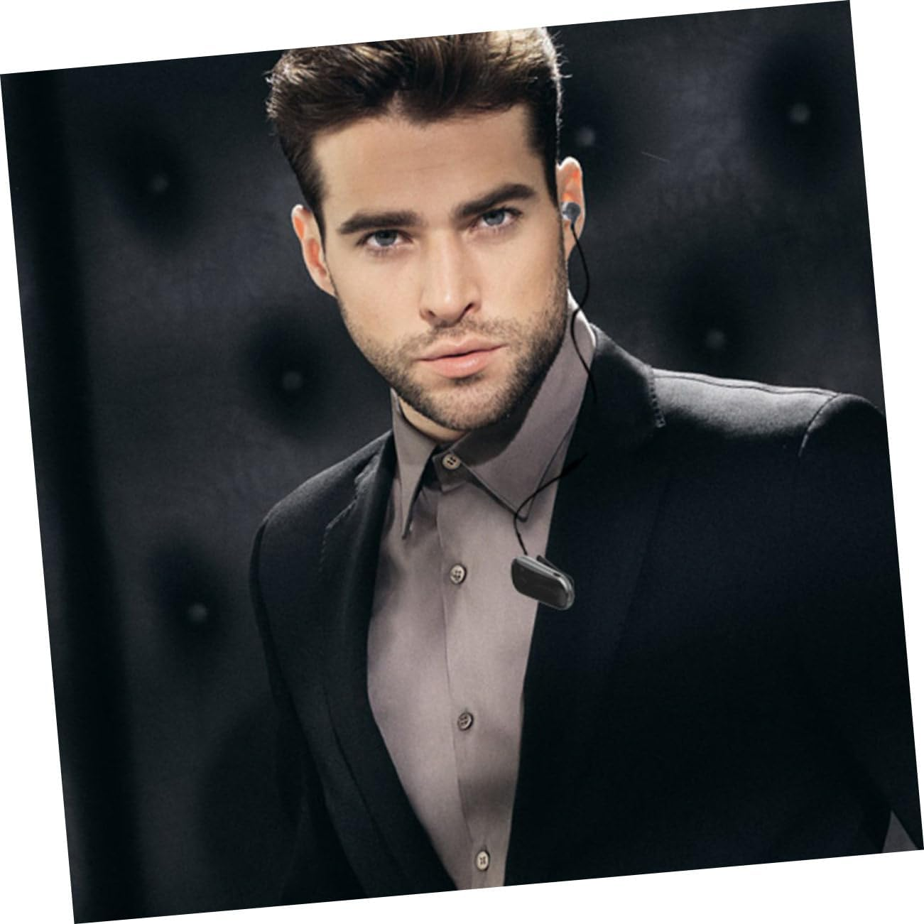 LALAFINA Wireless Clip-On Earbud Retractable Sports Earphone for Active Use, Black, Lightweight Headphone for Outdoor Exercise image number 3