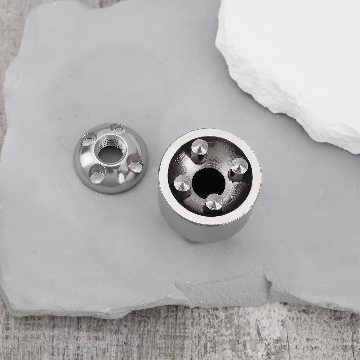 Be in Your Mind 1 Set of M8 4-Hole Anti-Theft Security Nut Set Stainless Steel Anti-Theft Device for Rooftop Tent Bike Rack Solar System (4 Nuts 1 Lock) Silver image number 2