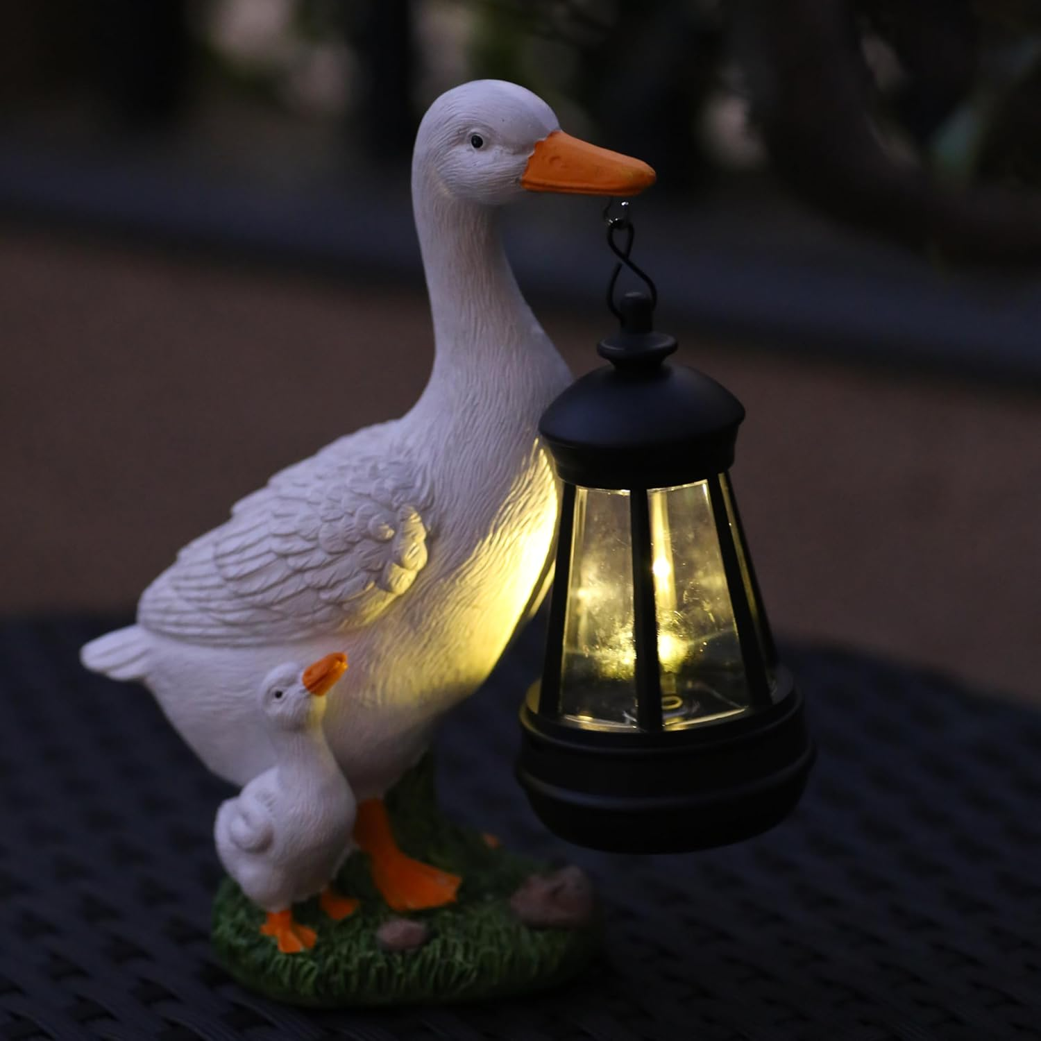 BRMM MIA Garden Statues Garden Ornaments Animaloutdoor Statues Standing Ducks Garden Animal Sculpture (Duck Lamp) image number 5