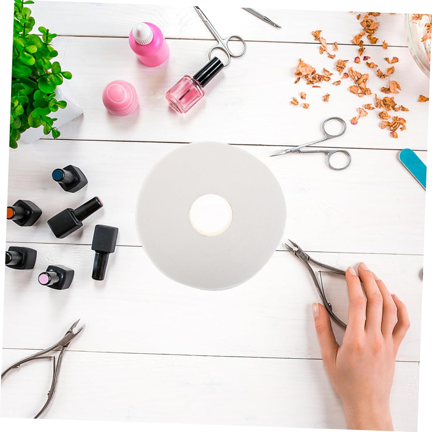 FOMIYES 1Roll Portable Nail Wipes Soft Cotton Pads for Effortless Gel Nail Polish Removal Design for Travel and Home Use Highly Absorbent and Reusable Lint image number 3