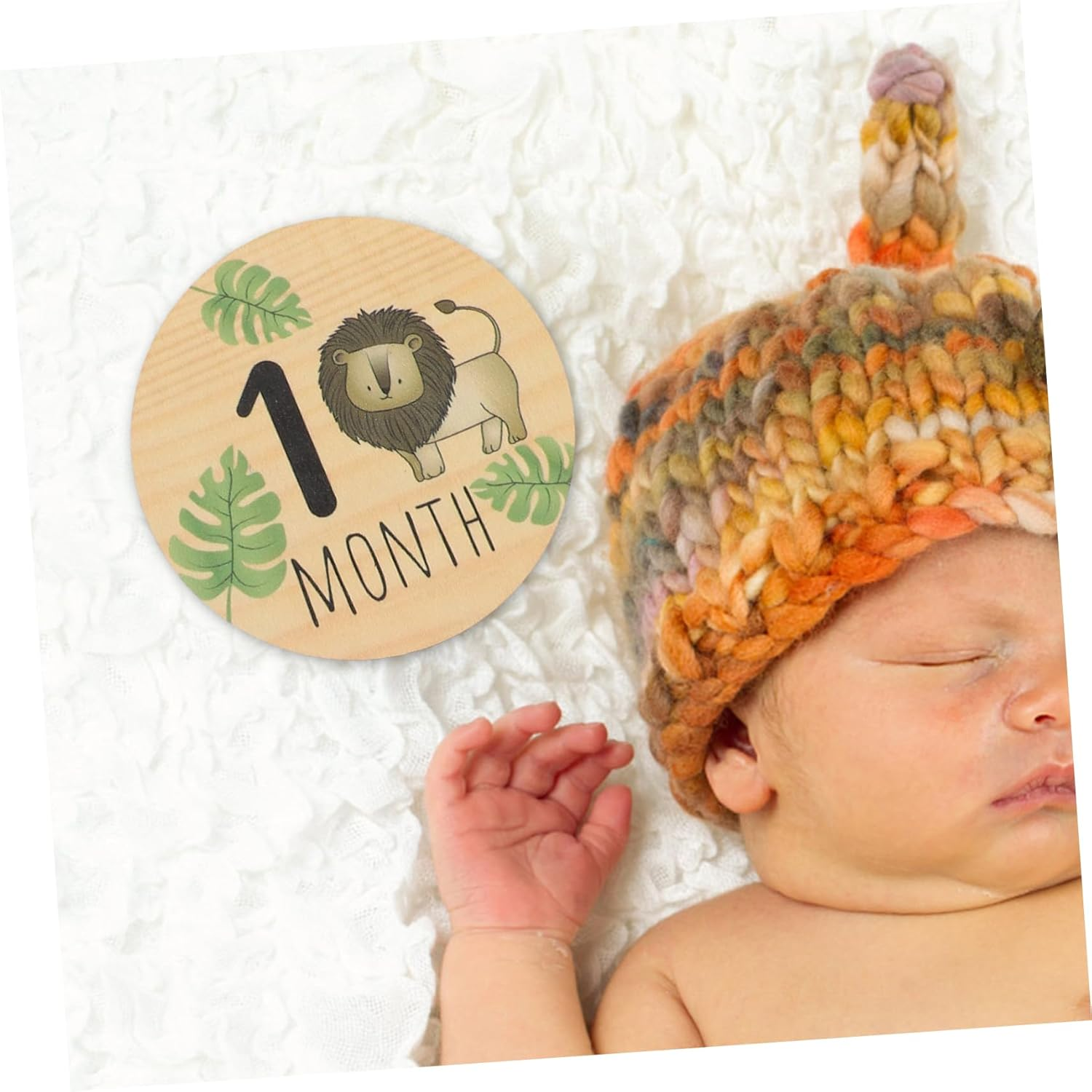 7Pcs Baby Monthly Progress Wooden Signs Double-Sided Cartoon Animal Photo Props for Newborn Announcement Nursery Name Board image number 5