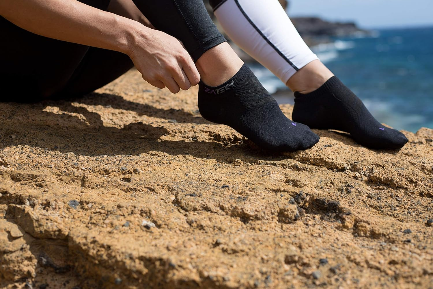 Compression Socks, Low Cut, No Show Ankle Tab, Ultra Light Plantar Fasciitis, Foot Pain Sock Relief with Arch & Heel Support for Men & Women image number 4