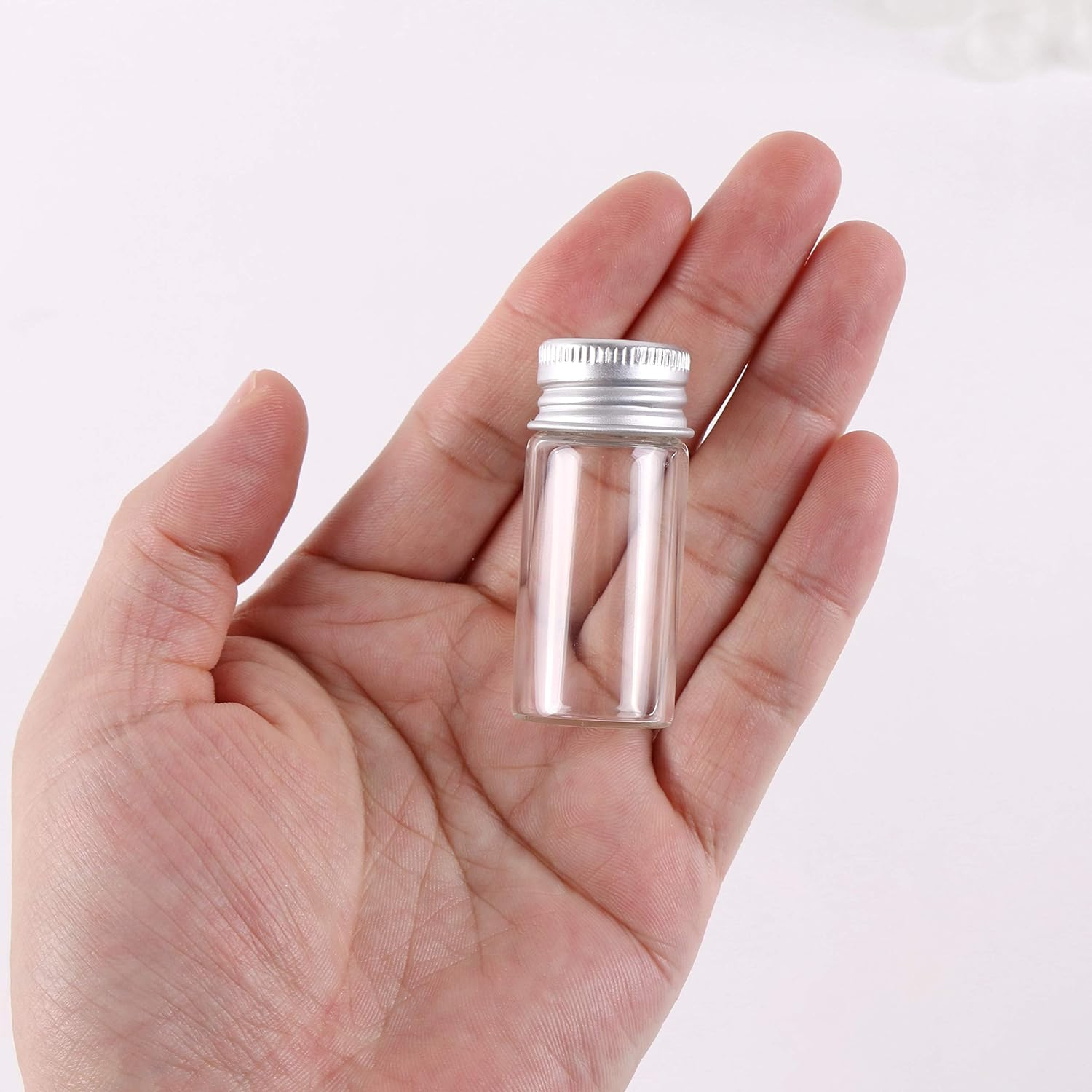 Maxmau 100 10Ml Vials Small Mini Tiny Glass Bottles Clear Empty Jars with Aluminum Top Screw Lids Message Sample Bottle Wedding Favors Decorations DIY Jewelry Accessories Liquid Hold Storage image number 4