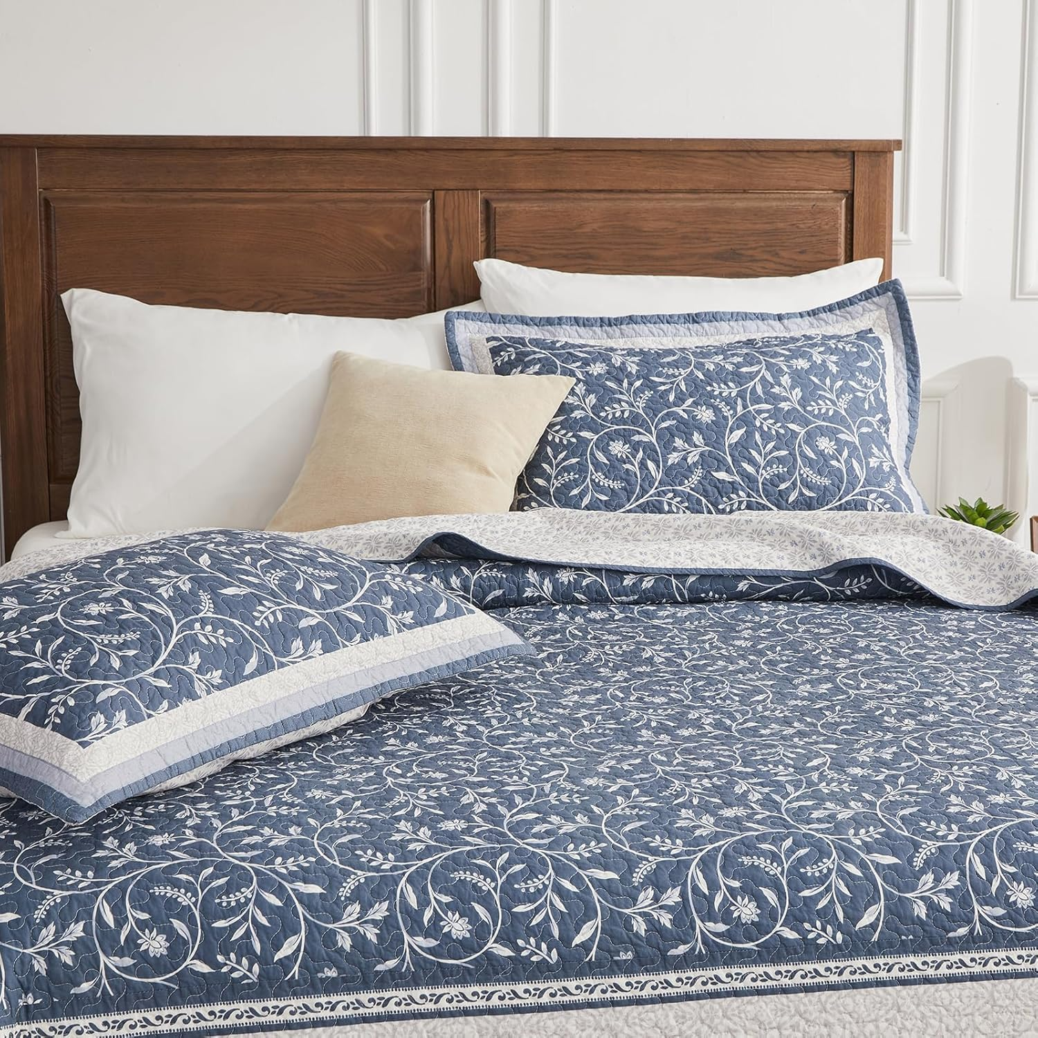 Quiltease Oversized King Bedspread - 120" Lx128 W Extra Wide - 100% Cotton Lightweight Vine Botanical California Quilt Sets - Reversible Super Bed Coverlet Set - Grayish-Blue/Light Gray