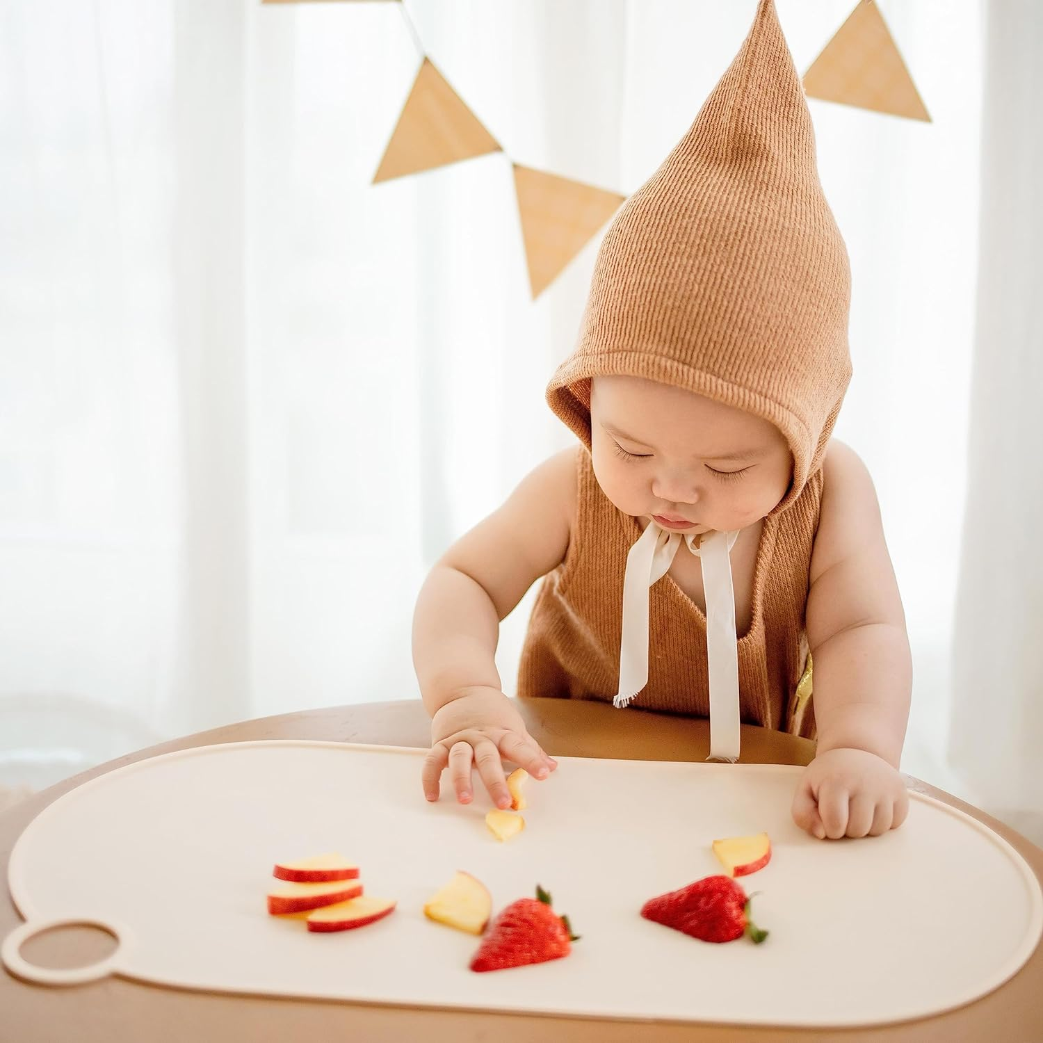 Silicone Placemat for Kids Toddlers Baby, Non-Slip Kids Placemats for Dining Table, Wipeable Stain Resistant Baby Food Eating Mat Hanging for Storage, Dishwasher Safe (Moody Blue)