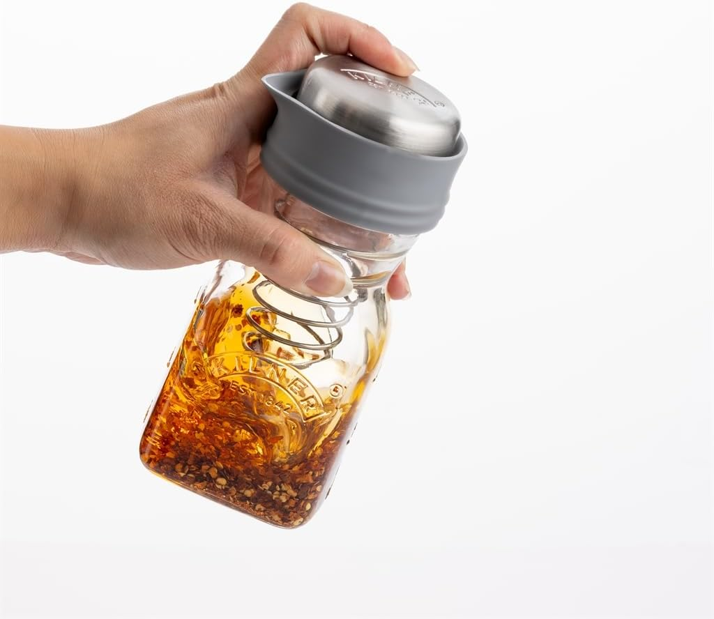 Kilner Salad Dressing Maker, Dressing Shaker with Stainless Steel Lid/Spring, Silicone Pourer, Dishwasher Safe, Preparation and Serving of Dressings, Salad Dressings, Vinaigrettes, Measurements