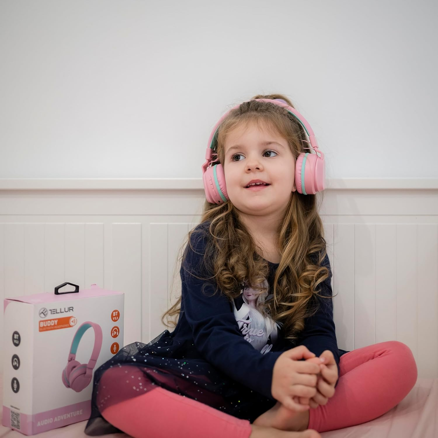 TELLUR Buddy On-Ear Bluetooth Headphones, BT V5.3, up to 25 Hours, USB-C Headphones with Microphone, Maximum Sensitivity Button 85Db for Kids, Soft and Lightweight Design, Foldable (Pink) image number 4