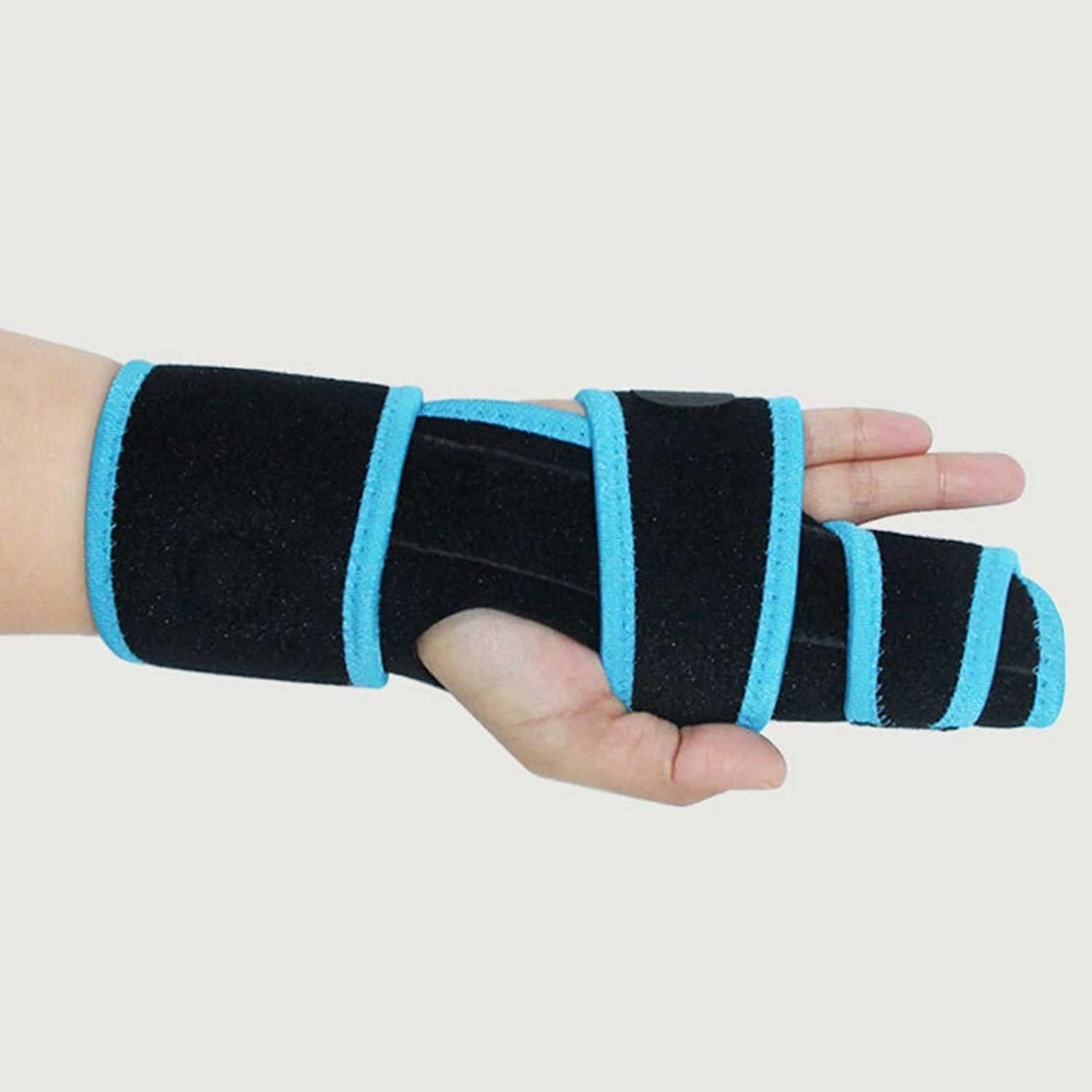 Trigger Finger Splint,Universal Adjustable Size Portable Aluminum Brace Support Guard Wrist Brace Finger Splint for Fixation Protection of Finger and Phalanx and Metacarpal Bone image number 1