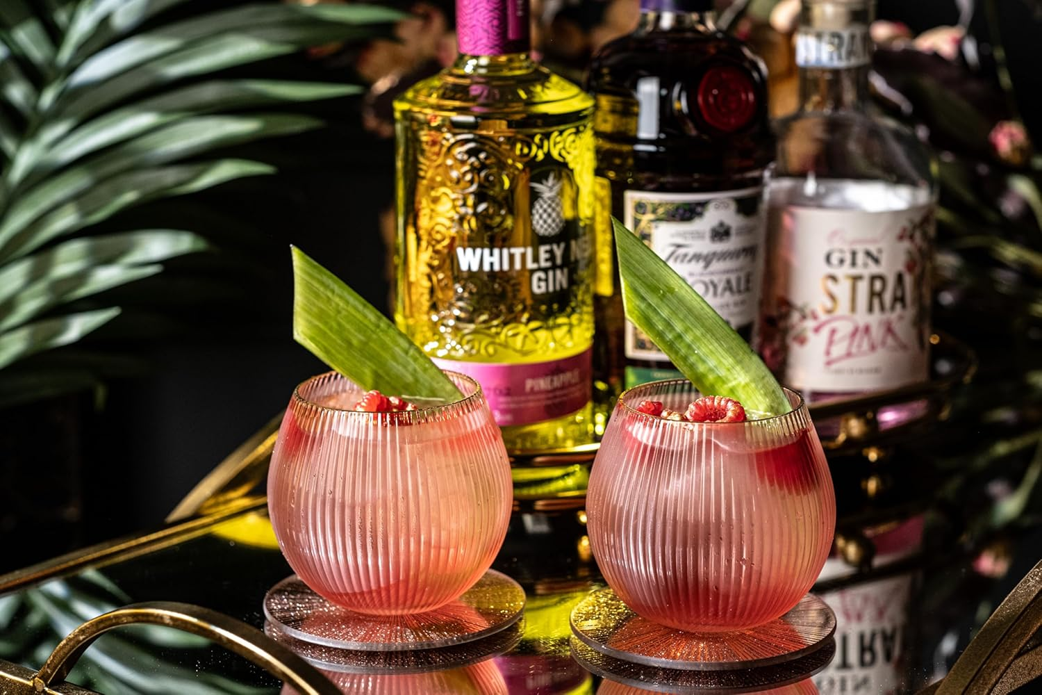 GLASSIQUE CADEAU Vintage Art Deco Ribbed Gin Tonic Cocktail Glasses in Delicate Pink with Gold Rim, Set of 4, 400 Ml Ribbed Crystal Gin Glasses for Cocktails, Gift Set for Gin Lovers image number 5