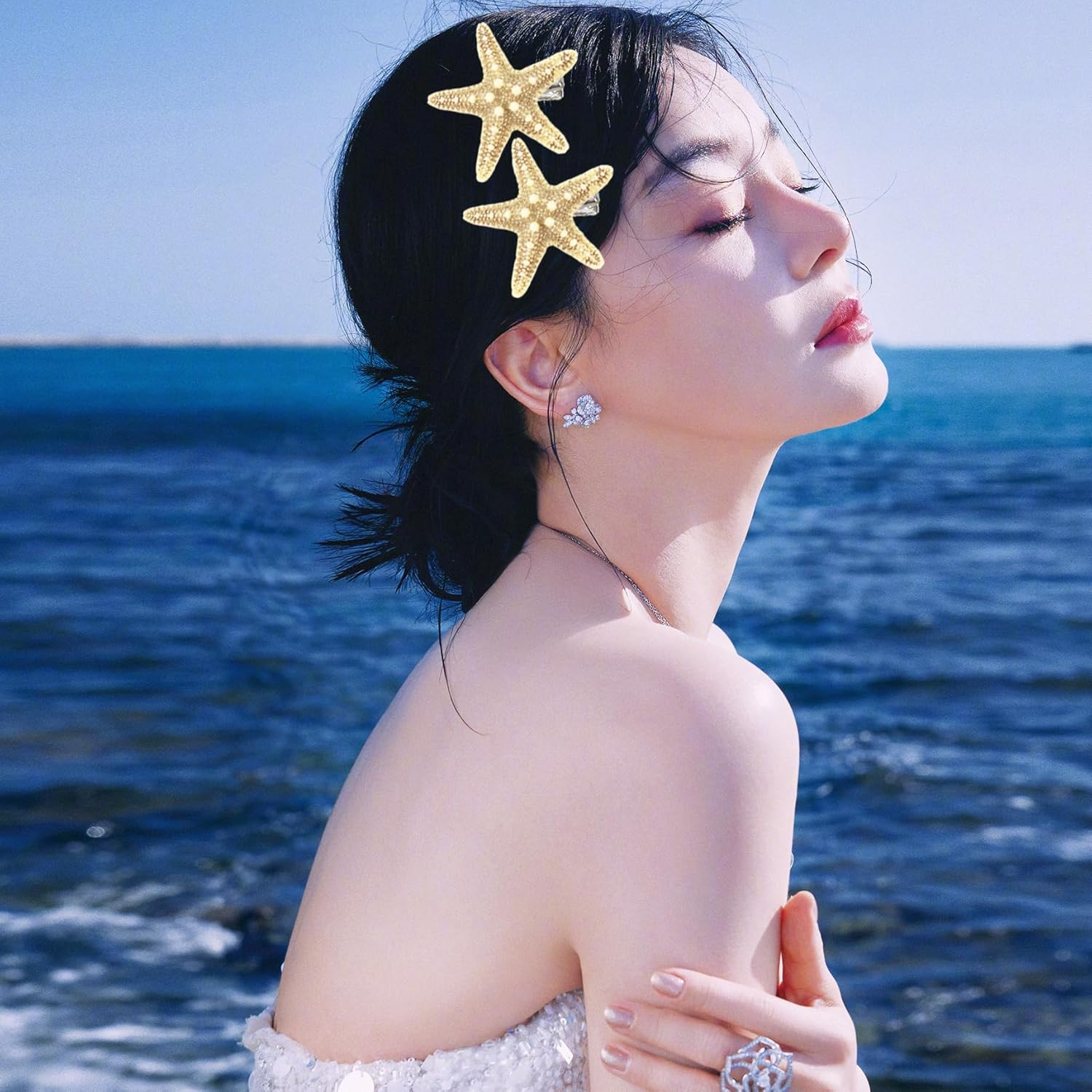 Pack of 4 Starfish Hair Clips, Beach Starfish Hair Pin Mermaid Hair Accessories Mermaid Accessories Women image number 2