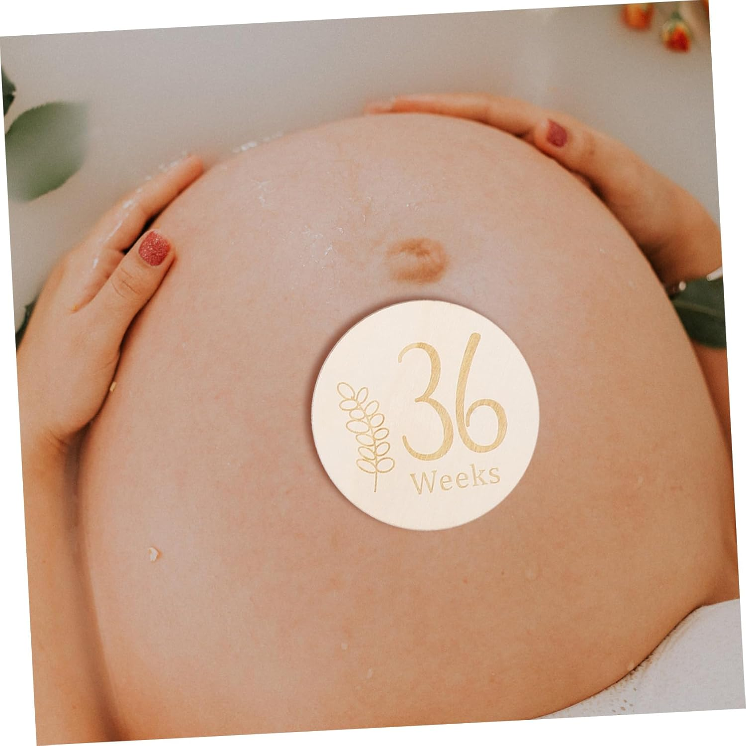 11Pcs Double Sided Wooden Pregnancy Journey Weekly Milestone Discs for Expecting Mothers Baby Weekly Milestone Signs Photo Props Newborn Tracking Set image number 3