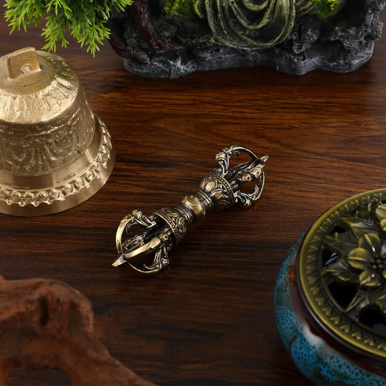Homoyoyo 2PCS Buddhism Supplies Brass Vajra Buddhism Dorje Vajra Phurba Unique Brass Pestle Dharma Ornament Feng Shui Amulet Handmade for Home Office Tabletop Decoration image number 3