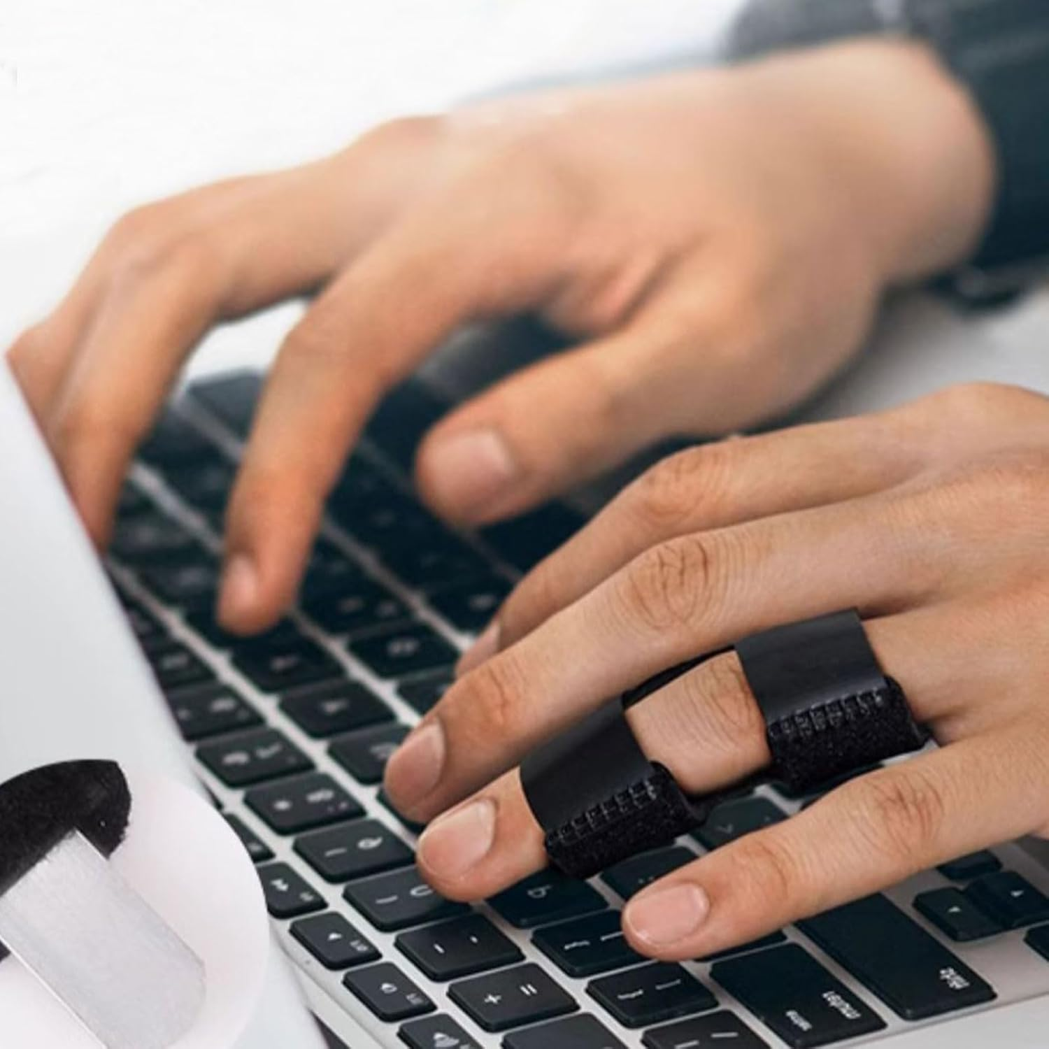 Trigger Finger Splint, 2 Pieces Finger Brace for Arthritis Pain and Support with Aluminum Strip, Finger Splint for Index Middle Ring Finger Support, Adjustable Brace for Arthritis and Joint Pain Relief image number 1