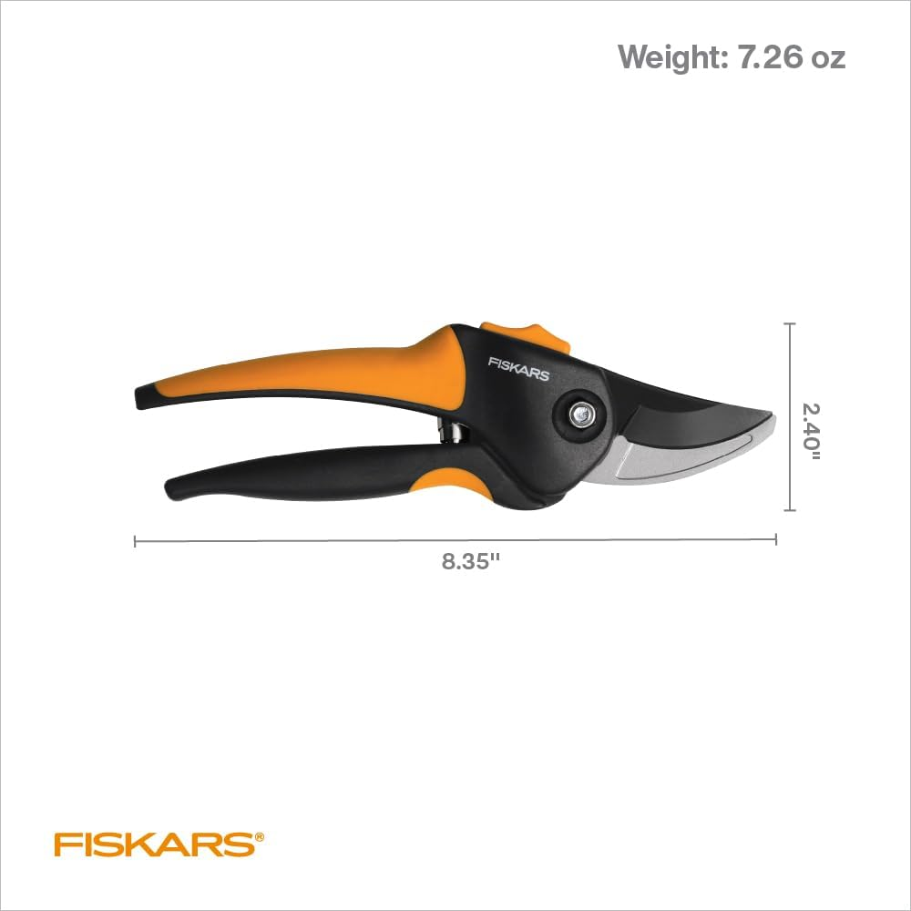 Fiskars Bypass Pruning Shears, Branch Cutter with 5/8" Cut Capacity, Garden Shears with Sharp Steel Blade, Rust Resistant, Ergonomic Pruners with Comfort Handle and Safety Lock, Gardening Hand Tools image number 6
