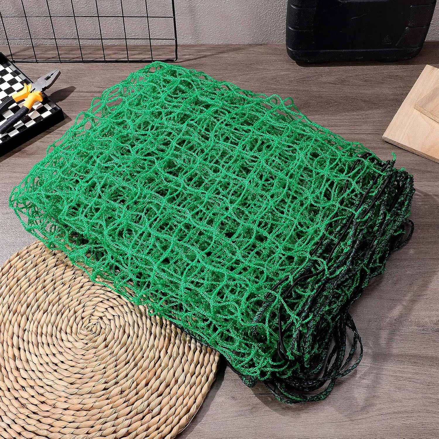 MUSISALY Truck Bed Cargo Net 2X3M Heavy Duty Elastic Bungee Cord Net 15 Hooks for Pickup Trucks Trailers and Vehicle Cargo Securing