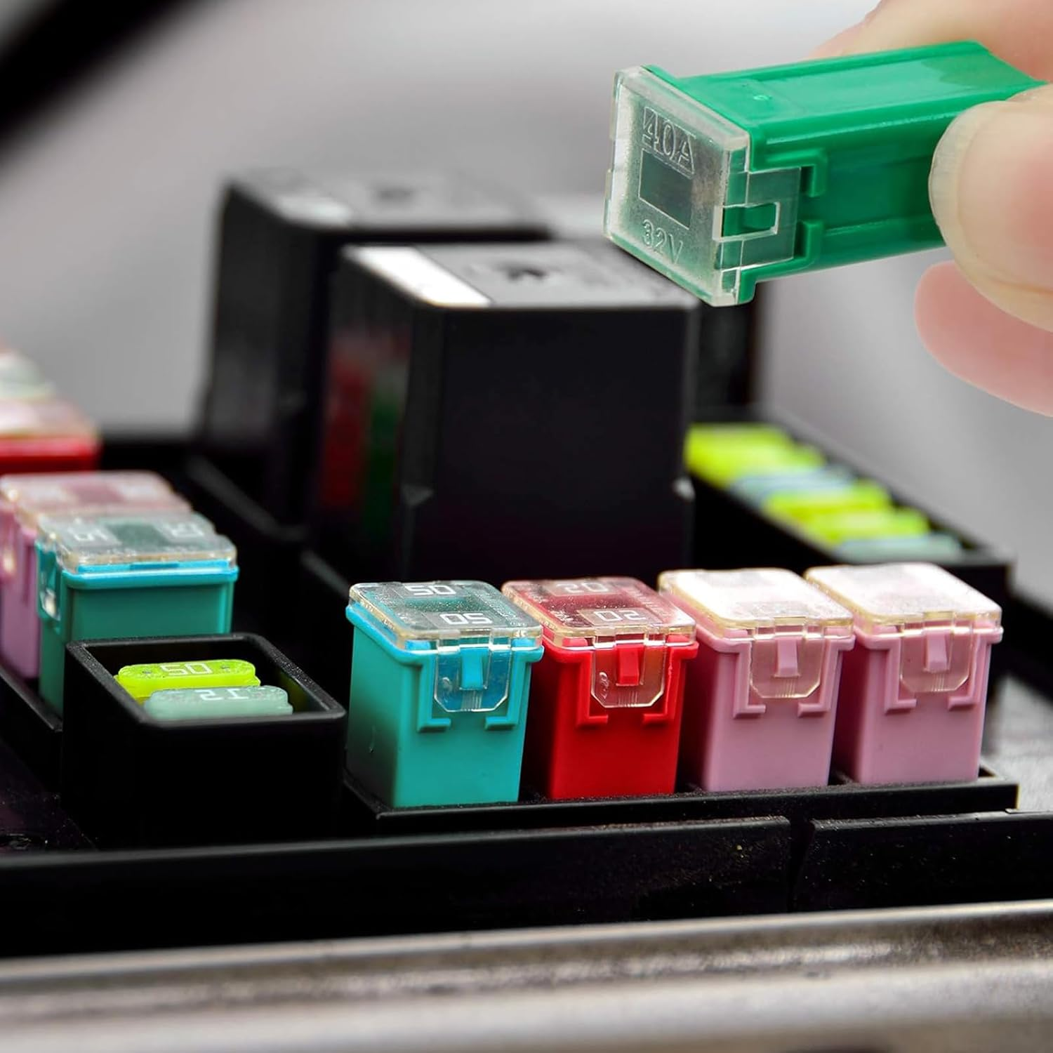 Qioon 10 PCS Car Fuse Assortment Kit, 20A 30A 40A 50A 60A, Tall and Short Box-Shaped Mini Fuses, Replacement Fuses for Car, RV, Truck, Motorcycle, Boat image number 3