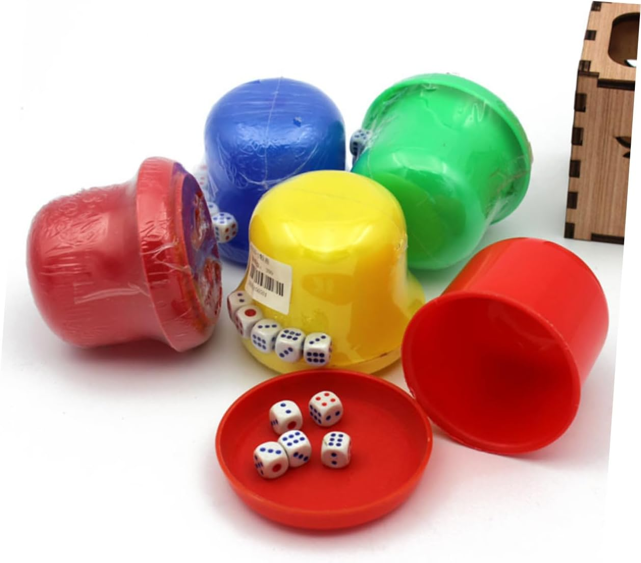 Dice Cup Set with Tray and Lid - 5 Plastic Dices for Bar Party Game, Gambling, Drinking Board Game (Random Color) image number 4
