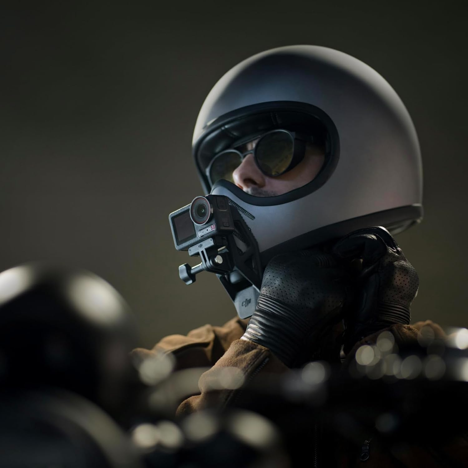 DJI Osmo Helmet Chin Mount Clip, Compatibility: Osmo Action 5 Pro, Osmo Action 4, Osmo Action 3, DJI Action 2 image number 1