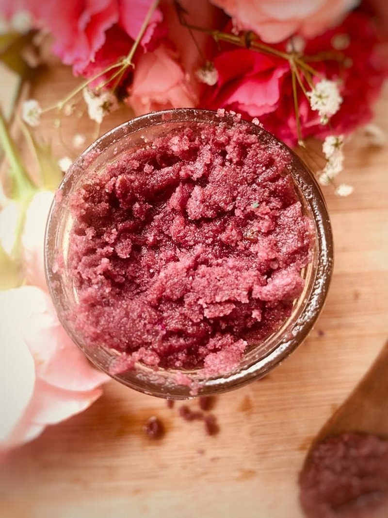 Aster COCO ROSE SCRUB, Body Scrub, Rose Scrub, Handmade, Gentle Exfoliation, Exfoliation & Cleansing for Glowing, Smooth and Soft Skin, No Paraben & SLS, Body Polish 100 GMS image number 4