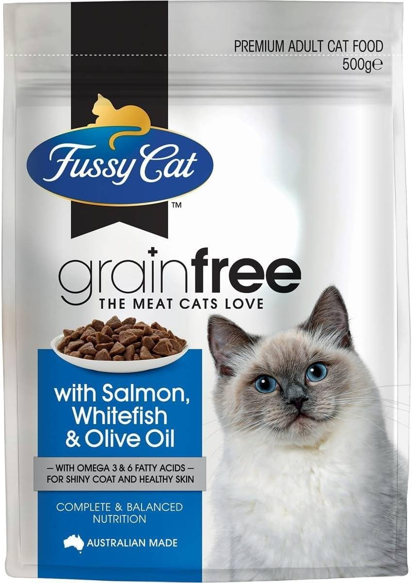 Fussy Cat Salmon and Whitefish with Olive Oil Adult Dry Cat Food 500 G image number 3
