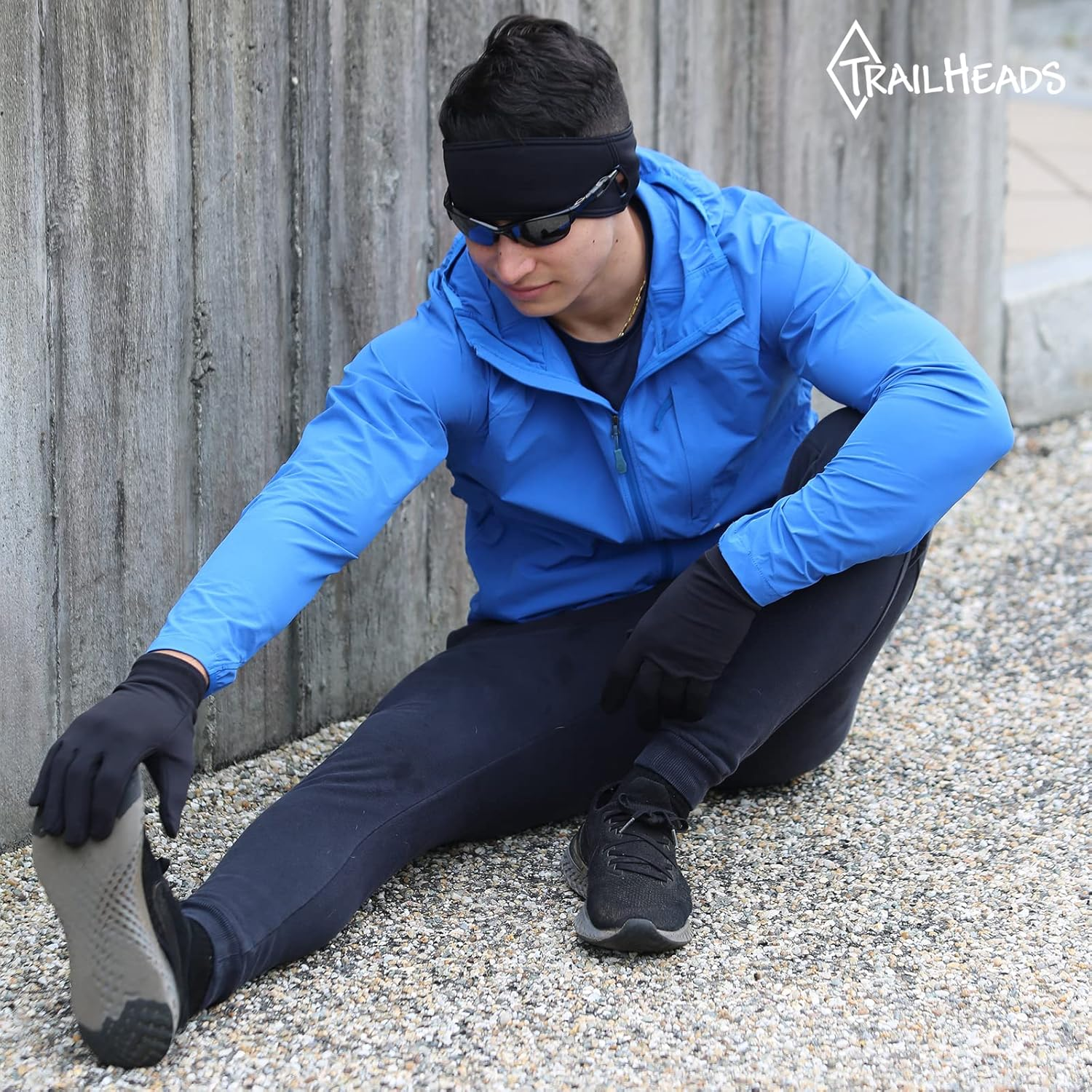 Trailheads Running Gloves | Lightweight Gloves with Touchscreen Fingers image number 2