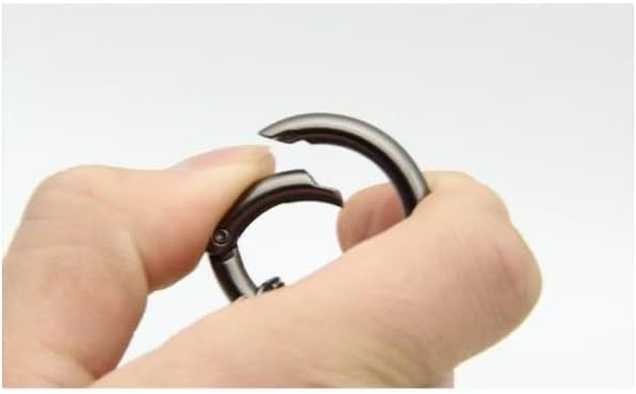 Leather Car Keychain,Creative Personality Leather Car Key Fob,Car Accessories Universal Key Fob Keychain for Men and Women image number 3