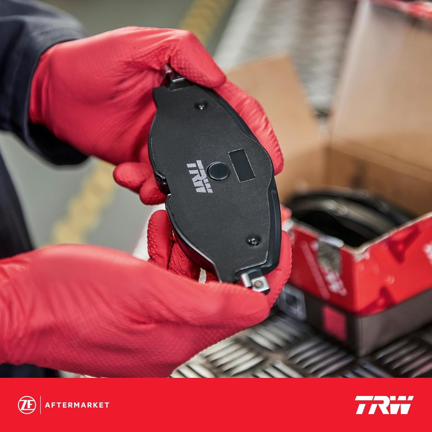 TRW GDB1763 Brake Pad Set 4-Piece for Volkswagen Tiguan/Tiguan Limited (5N_) 2007-2018 Rear Axle and Other Vehicles image number 1