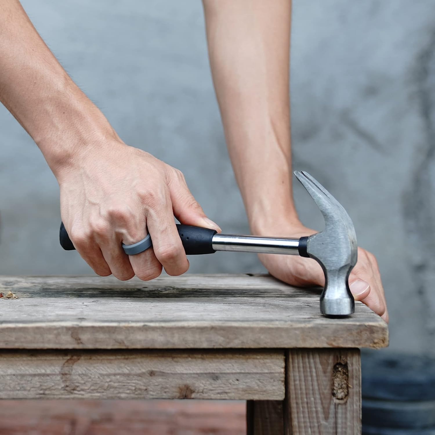 Forthee Silicone Wedding Ring for Men, Mens' Rubber Wedding Engagement Bands for Crossfit Workout, Breathable Airflow Inner Curve