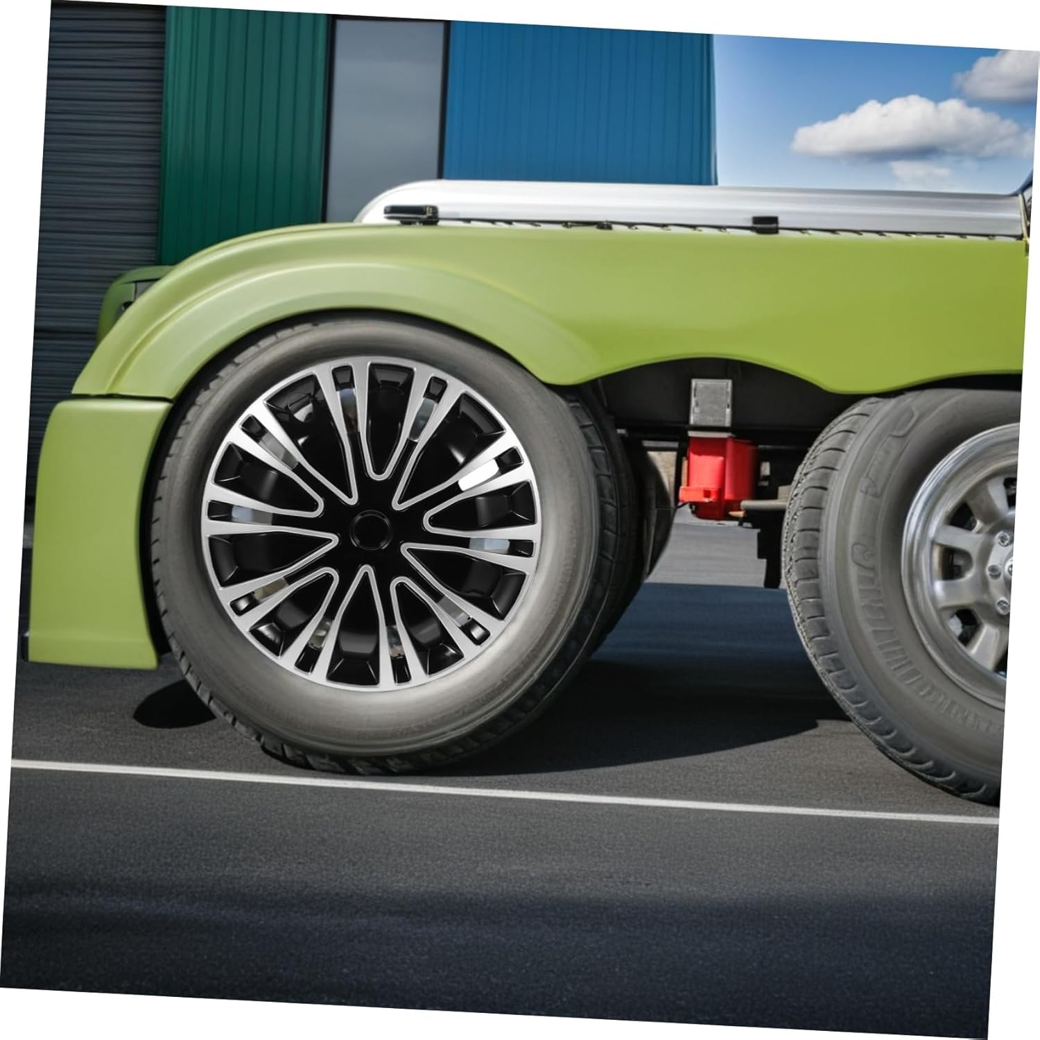 EXAOMBLE Automotive Wheel Hub Cover with Robust Pp Material for Car Wheel Protection and Easy Fit Installation image number 1