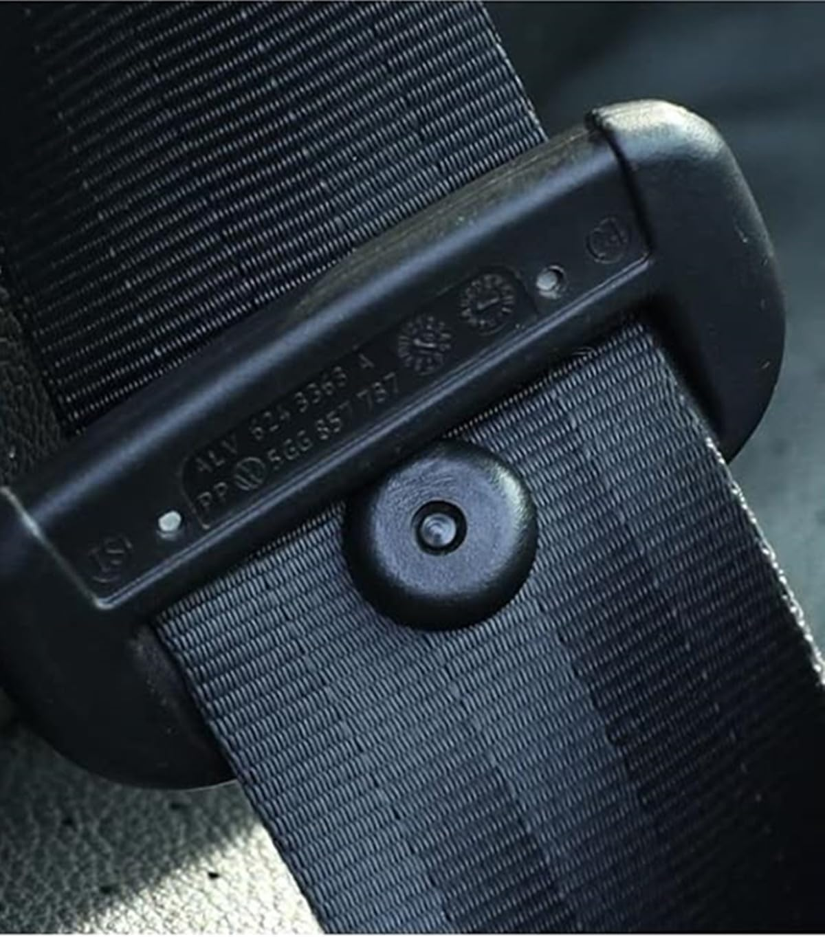 20 Pcs Seat Belt Button,Universal Fit Seatbelt Stopper Kit, Plastic Seatbelt Button Buckle, Prevent Seat Belt Buckle from Sliding Down