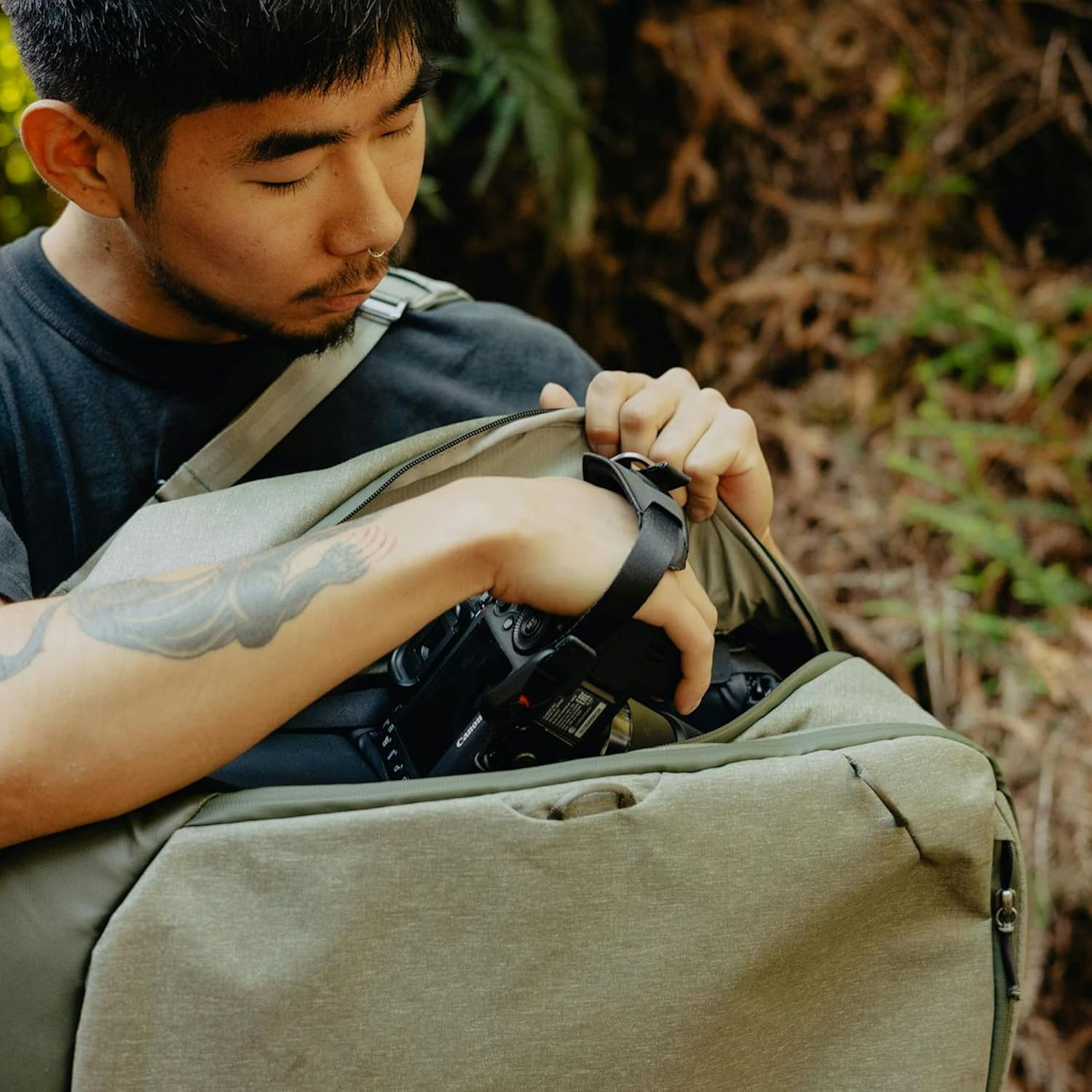 Peak Design Camera Cube Large V3 - Black image number 5