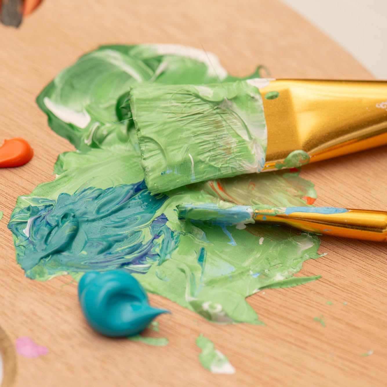 GLOBAL COLOURS Acrylic Paint Set &ndash; 24 X 36Ml Tubes. Artist Quality, Waterproof Paints for Canvas, Wood, Paper, Ceramics &ndash; Non-Toxic, Made in Australia. Ideal for Beginners & Kids