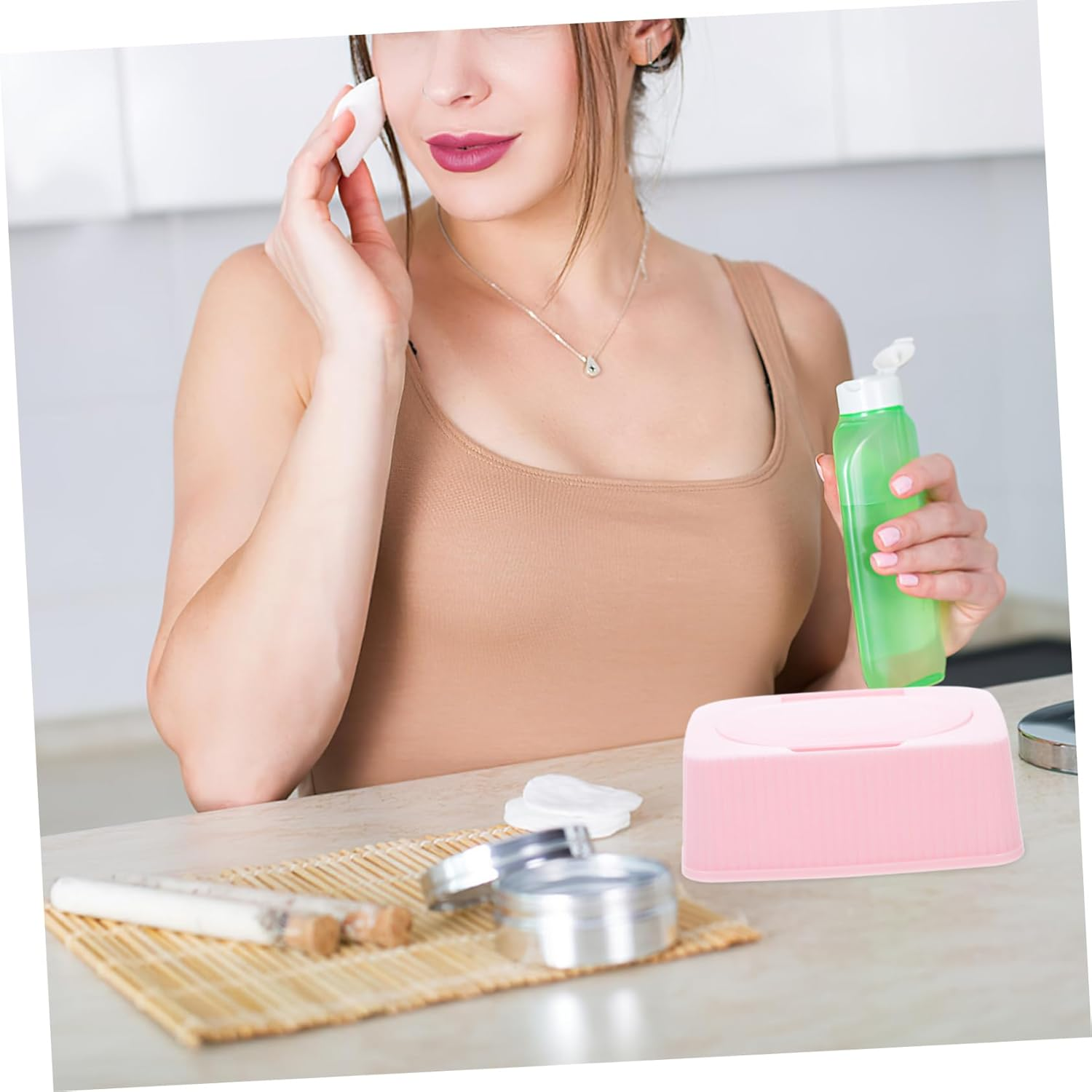 Versatile Tissue Box Holder Refillable Wipes Box Portable Compact Storage