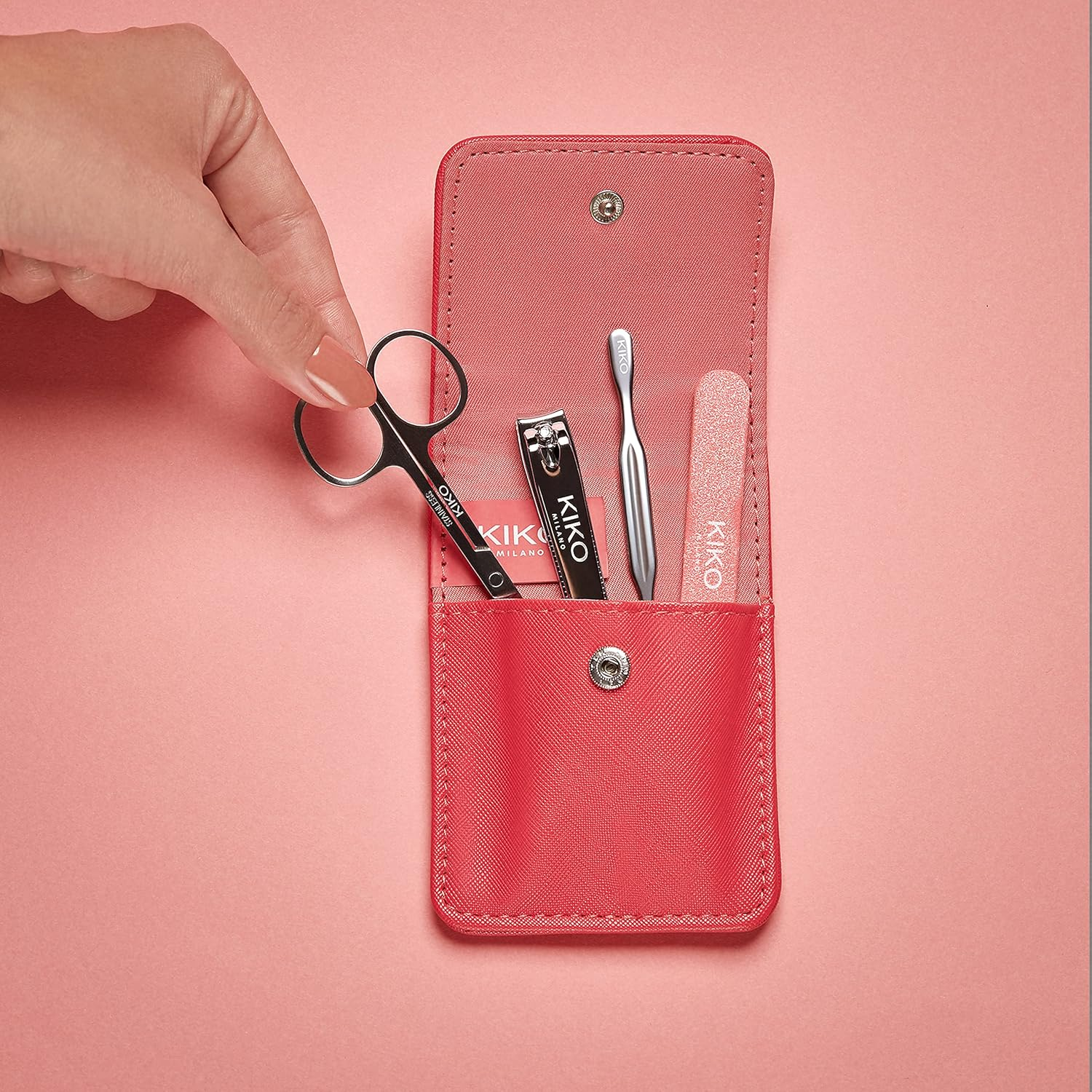 KIKO Milano Smart Manicure Kit | Manicure Kit with Pouch image number 1