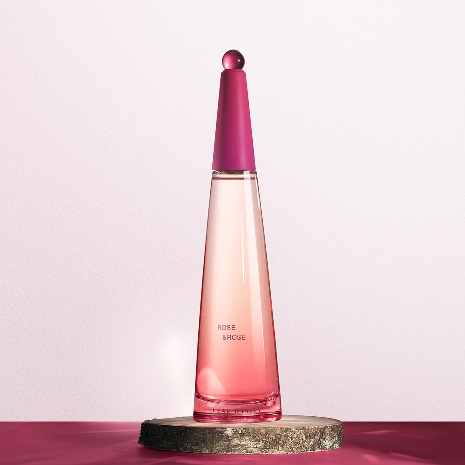 Issey Miyake L'Eau D'Issey Rose & Rose Eau De Parfum Intense image number 4