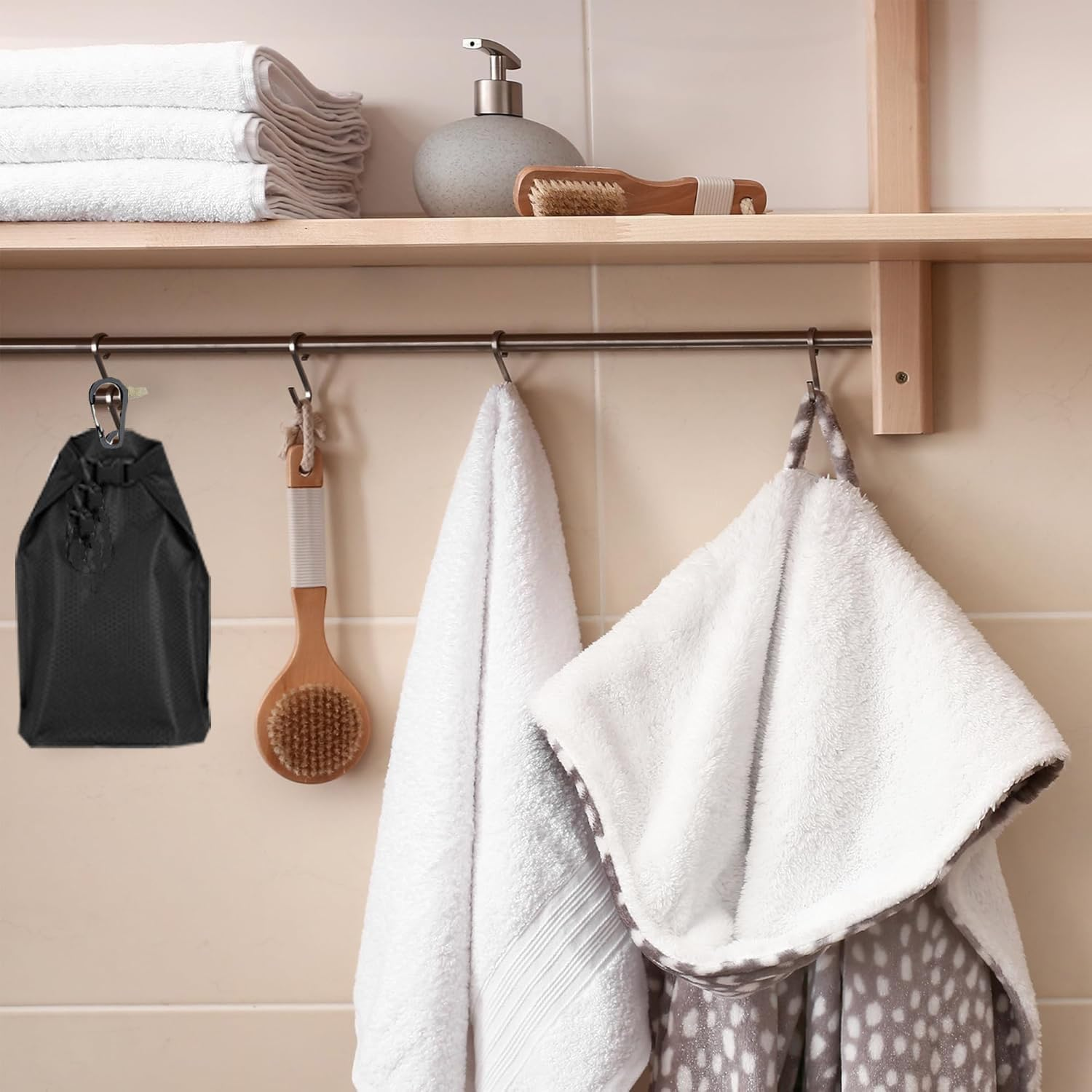 Limcryspp 2 Travel Soap Bag - Waterproof, Leak-Proof, Portable Soap Box, Foldable Shampoo Soap Storage Bag, Perfect for Camping and Travel Enthusiasts (A) image number 6