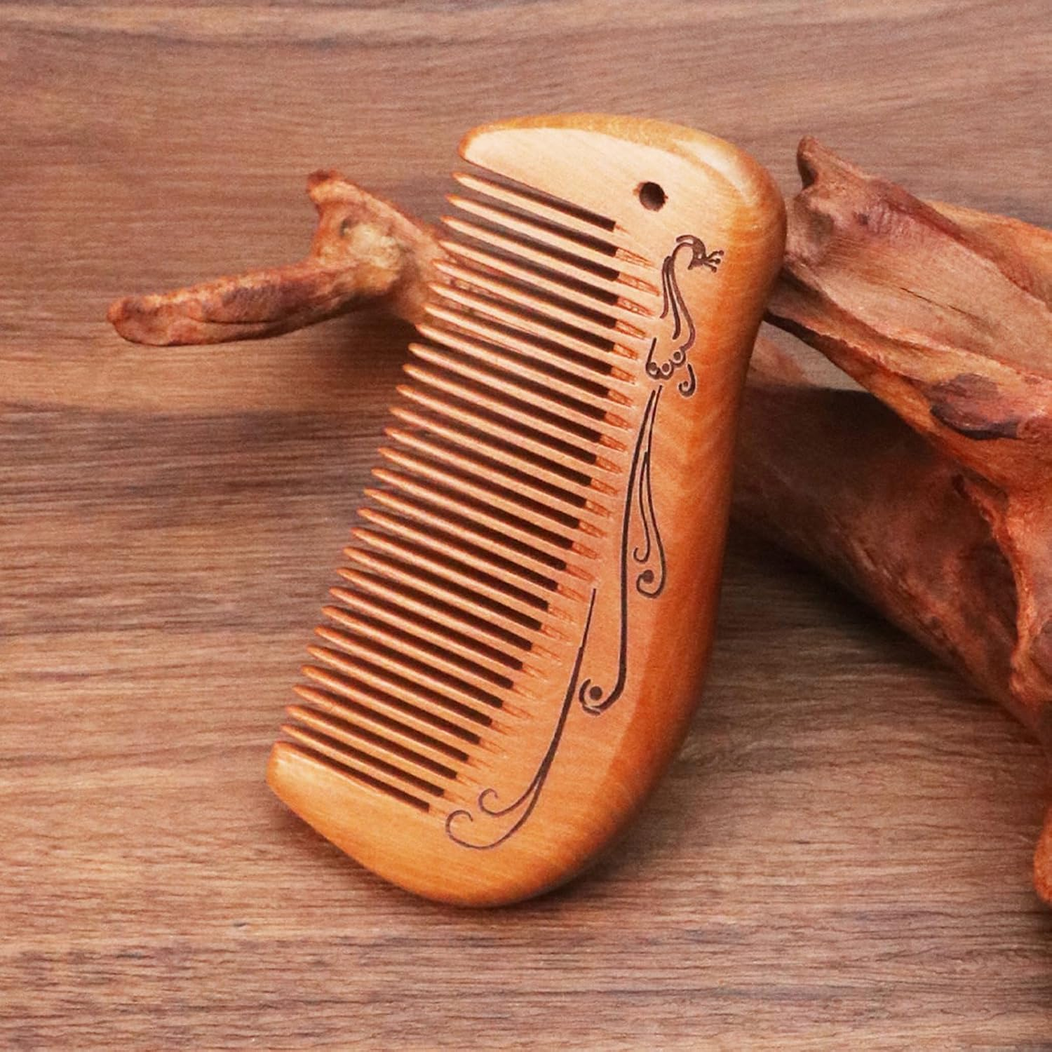 1Pcs Natural Birthing Comb for Labor Pain,Labour Comb,Postpartum Essentials,After Birth Essentials for Mum Can Be Used for Distraction Relieves,Anxiety,Stressful Situations and Other Pains image number 2