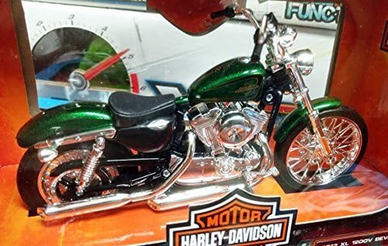 Maisto Harley-Finished Product Model Part Number 32335 1/12 Scale Harley Davidson 2013 XL1200V Seventy Two (Green)