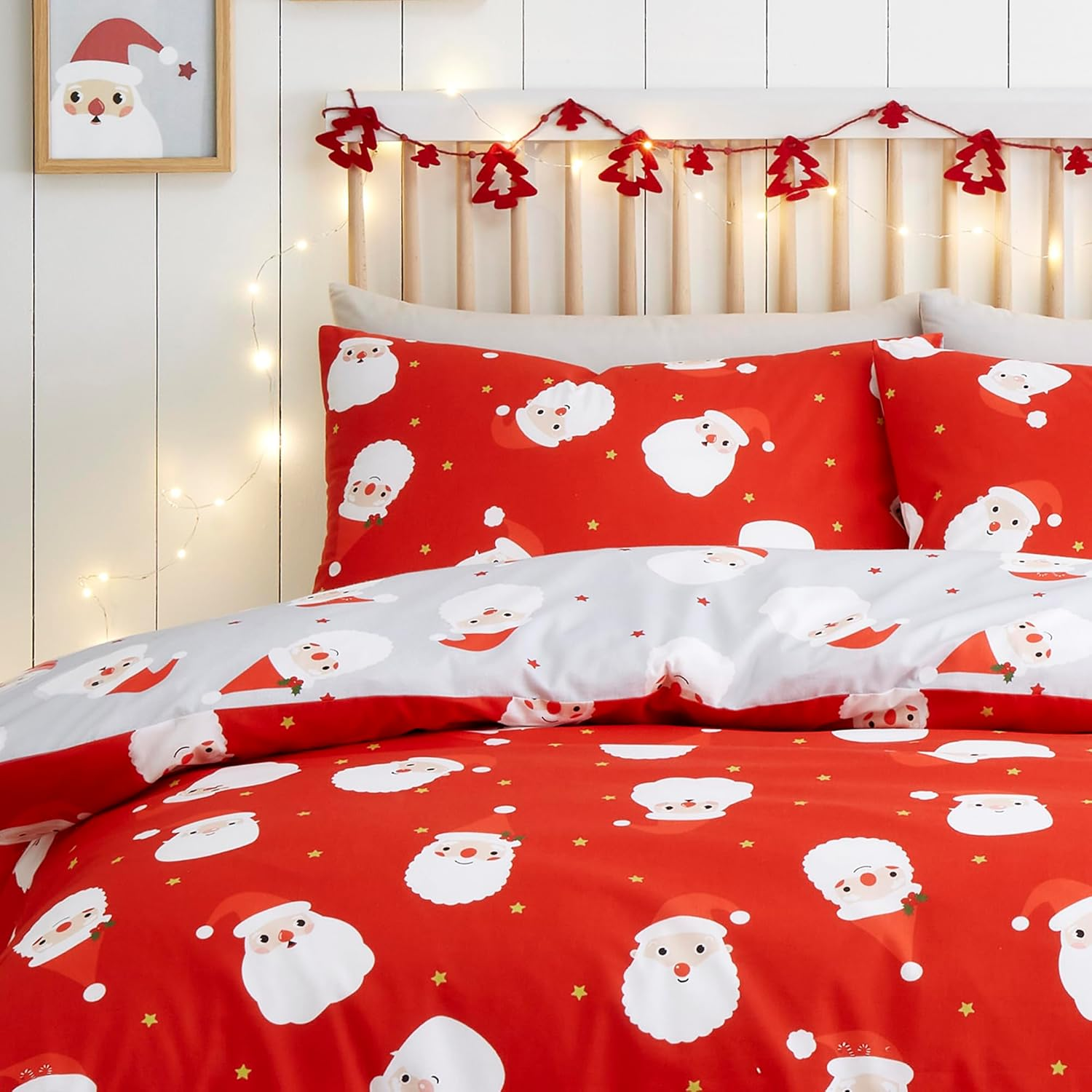 Fusion - Happy Santa Claus Duvet Cover - King Bedding Size (230 X 220Cm) - Reversible (2 Colours) 2X Pillowcases Included - Easy Care Red Christmas Bedding with Father Christmas - Christmas Decor image number 3