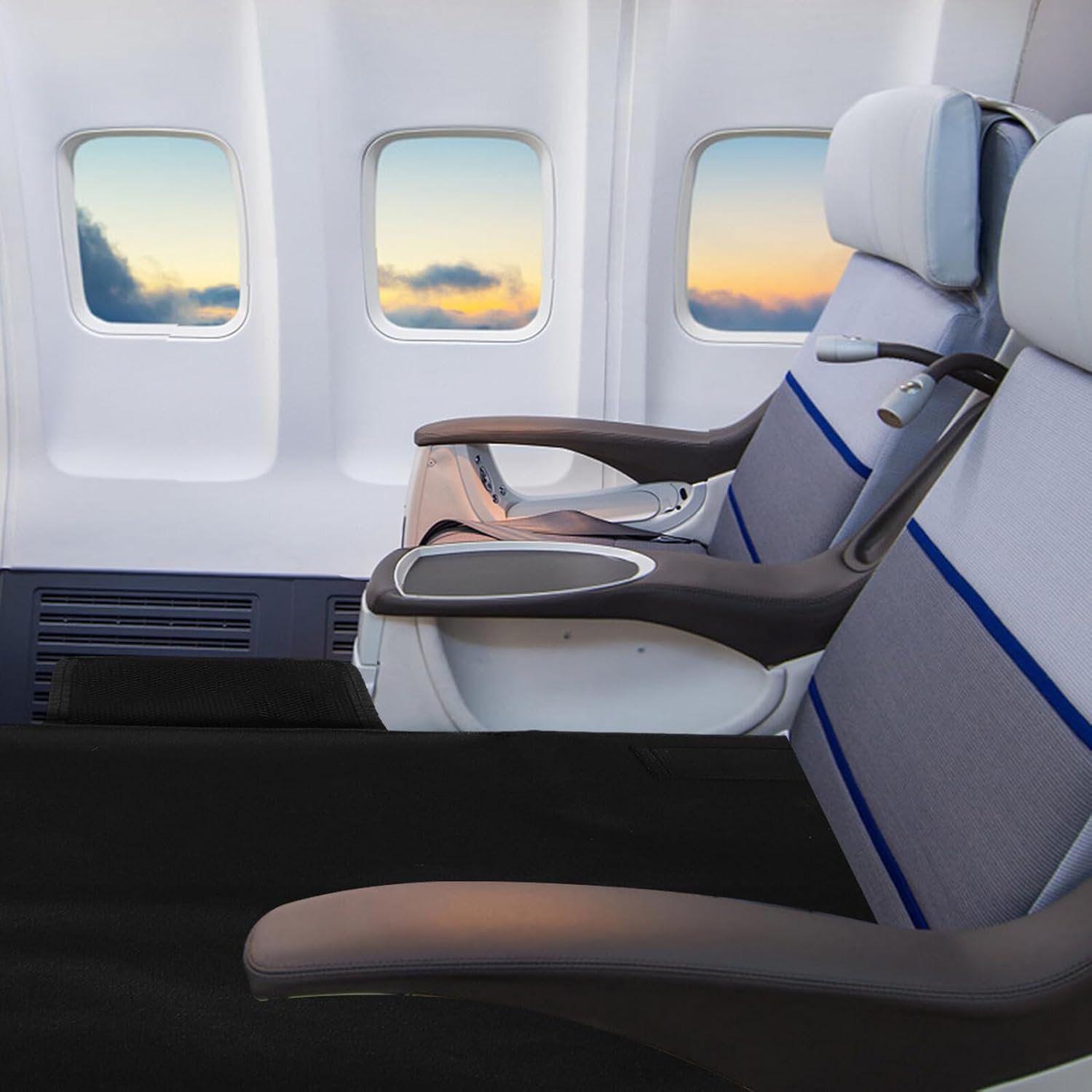 Airplane Seat Extender for Airplane Bed Leg Rest Travel Footrest Portable Seat Extension Pad with Premium for Comfortable Long Flights image number 3