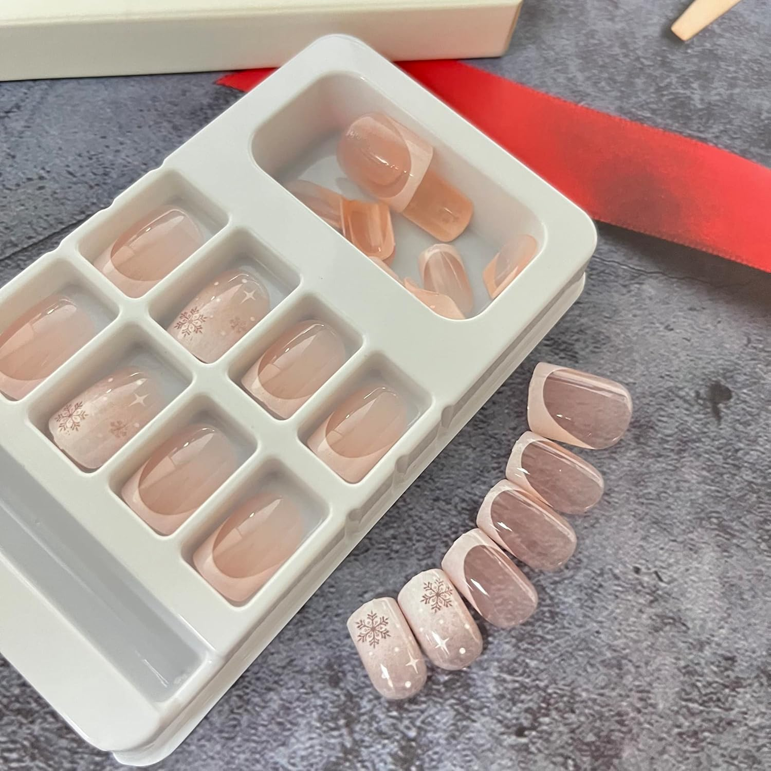 Christmas Press on Nails Short Square Fake Nails French Tip Acrylic Nails Cute White Snowflake Full Cover Stick on Nails Xmas Manicure Decorations False Nails for Women Girls image number 1