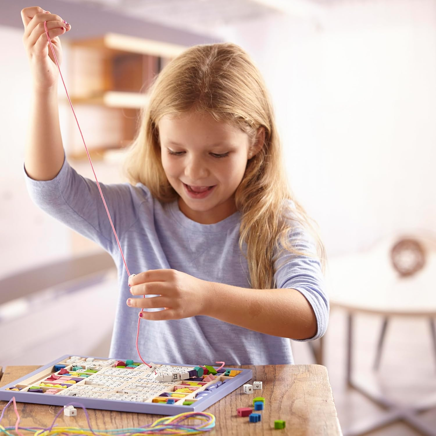 Melissa & Doug Wooden Stringing Beads | Arts & Crafts | DIY | 4+ | Gift for Boy or Girl image number 4