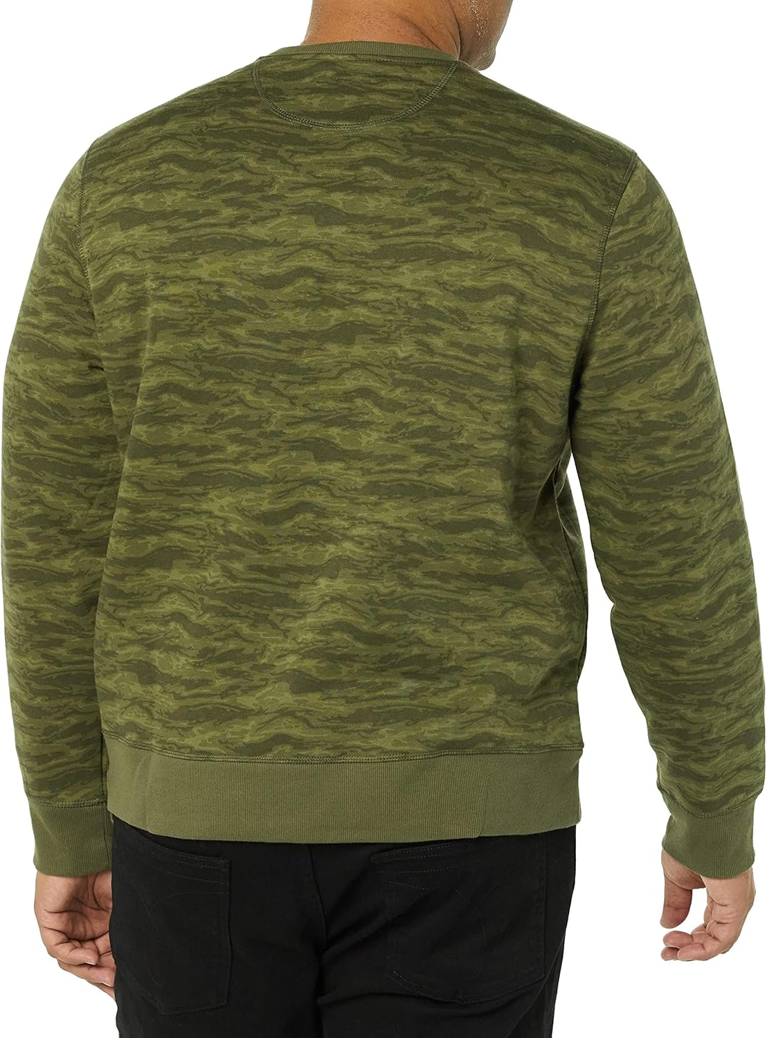 Amazon Essentials Men'S Fleece Crewneck Sweatshirt (Available in Big & Tall) image number 2