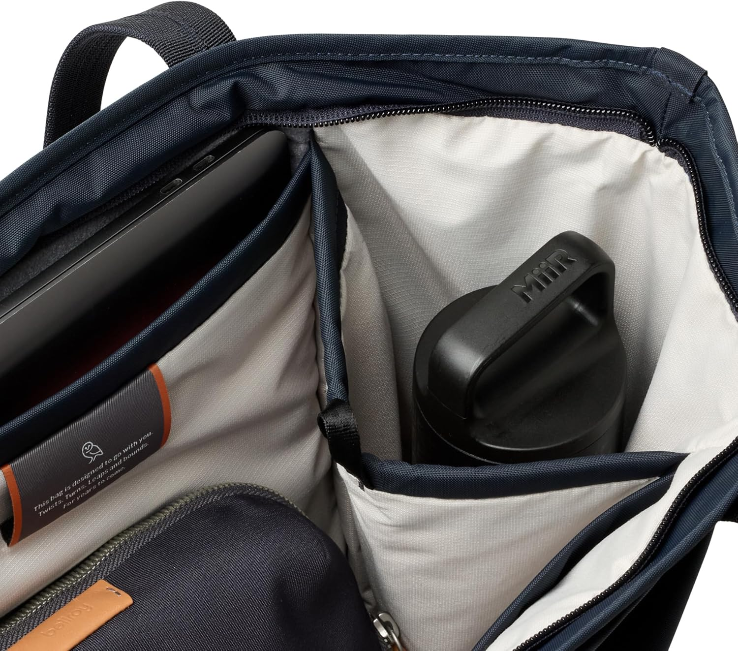 Bellroy Tokyo Tote &ndash; Second Edition (Laptop Tote Bag, Casual Shoulder Bag, 15L) - Navy image number 1