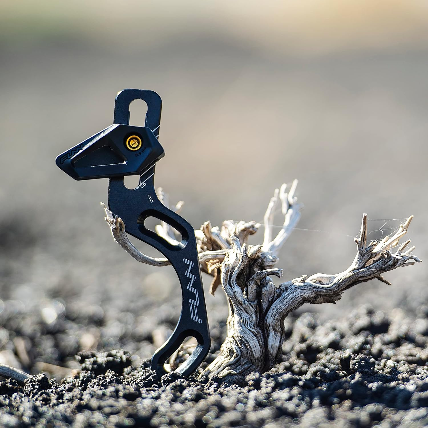 FUNN Bicycle Chain Guide - ZIPPA LITE ISCG05 - Tooth Capacity: 26-36T, BLACK image number 4