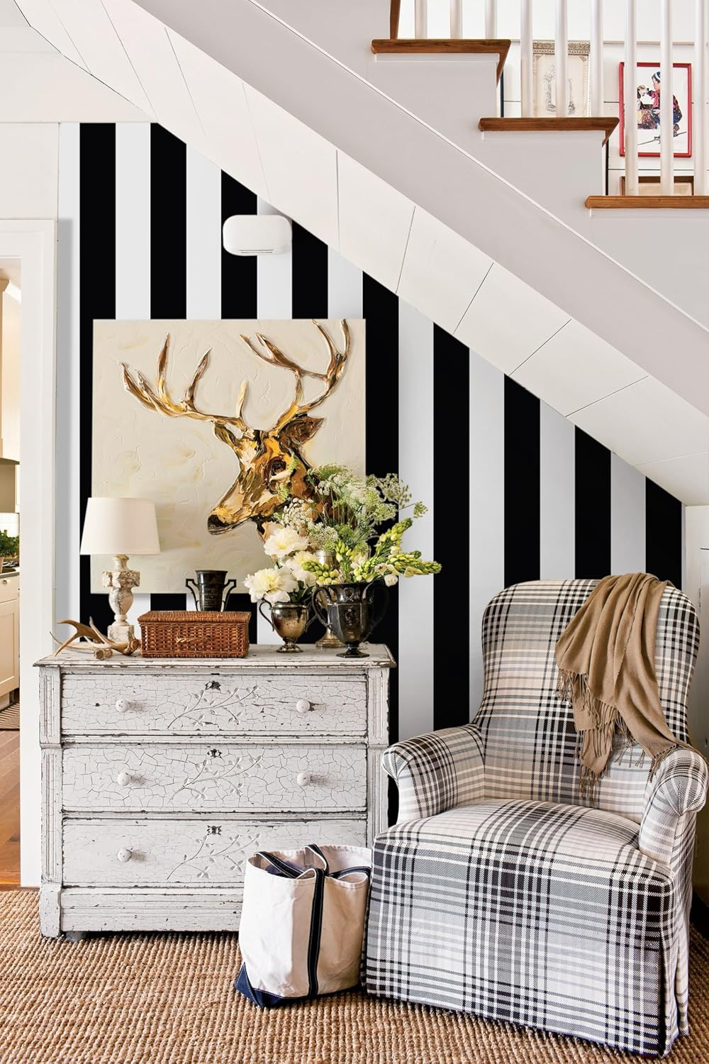 Guvana 472.4"X17.7" Striped Peel and Stick Wallpaper Black and White Self-Adhesive Wallpaper Removable Contact Paper Waterproof Wall Paper for Livingroom Cabinets Shelves Drawer Liner Decor Vinyl Roll image number 5