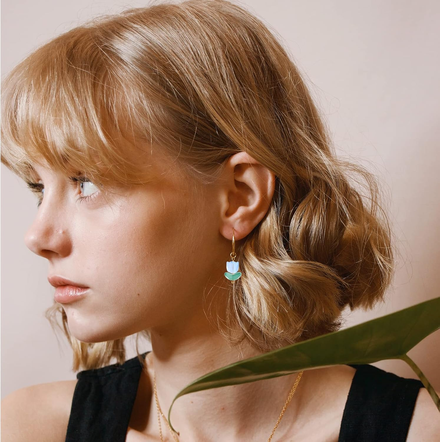 160Pcs Tulip Flower Beads, Colorful Translucent Glass Flower Beads Handcraft Tulip Beads Flower Spacer Beads for DIY Necklace Bracelet Jewelry Making (Mixed Color) image number 6