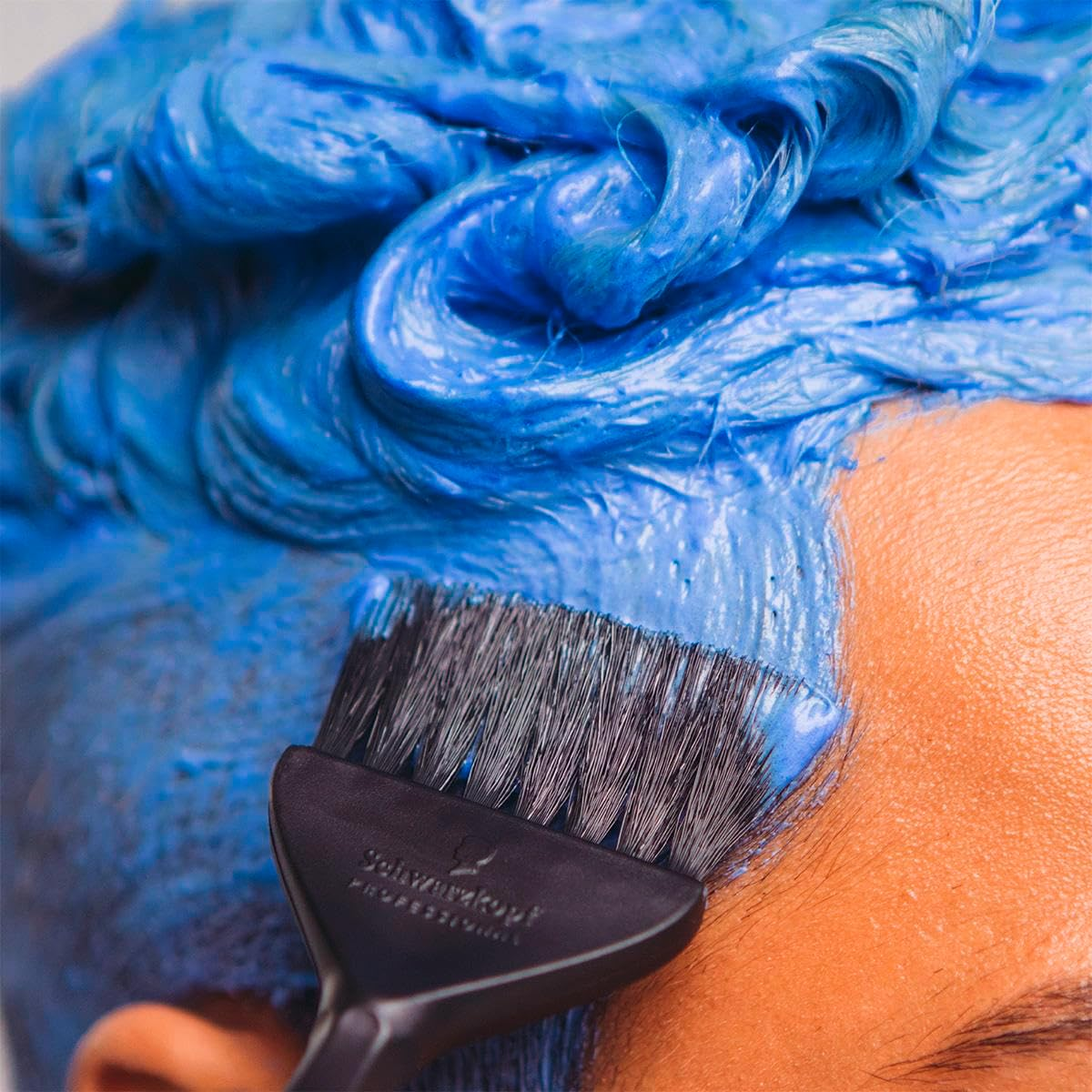 Schwarzkopf BLONDME Premium Lightener 9+ Bleach Powder 450 G image number 2